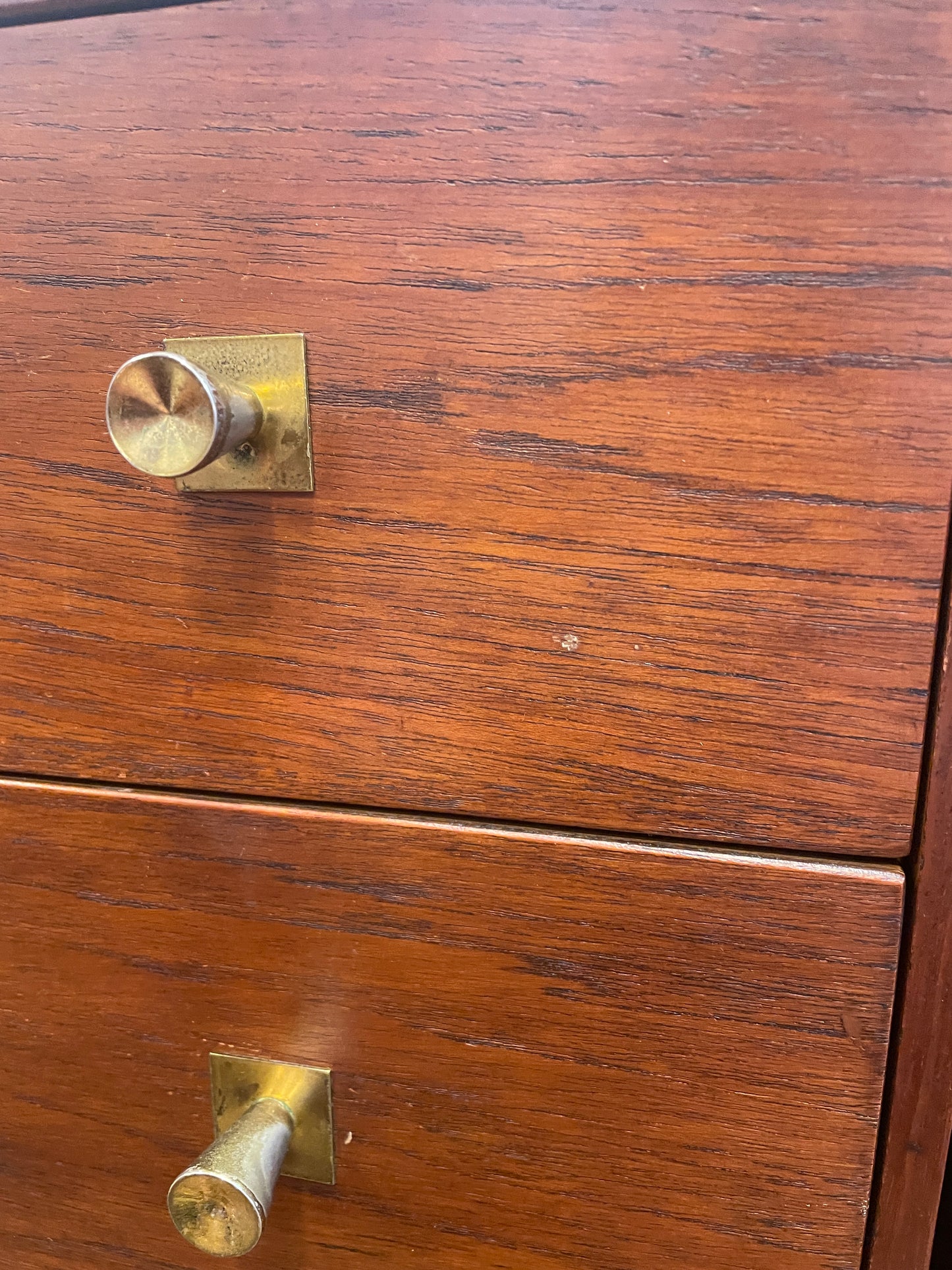 RWay Mid Century Dresser (0L0002)