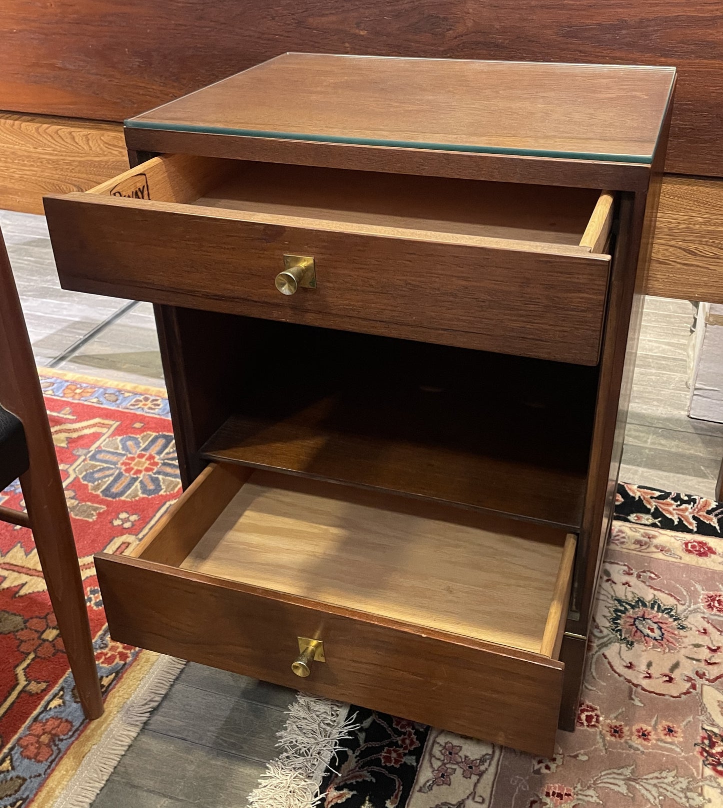 RWay Mid Century Nightstand (0L0005)