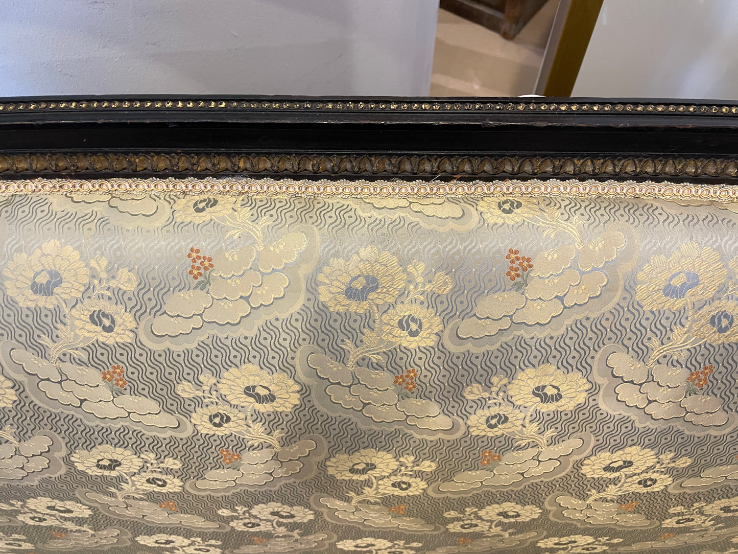 Louis XVI Style Settee in Silk, AS IS (00Y00B)