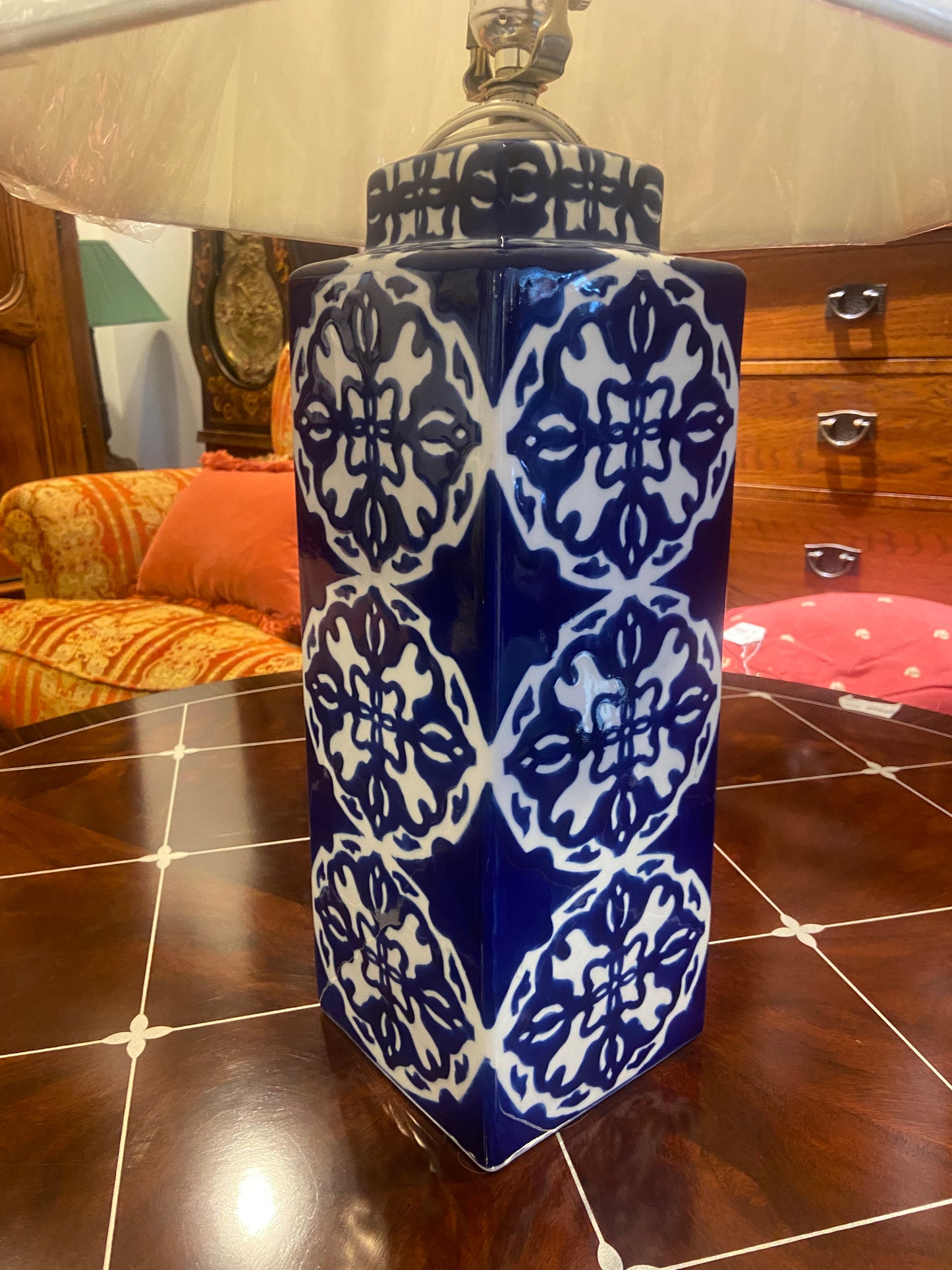 Blue and White Ceramic Lamp (24540)