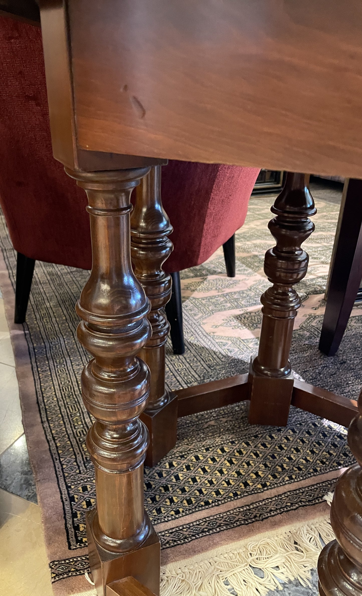 Walnut Hexagon Center Table (00Y00I)