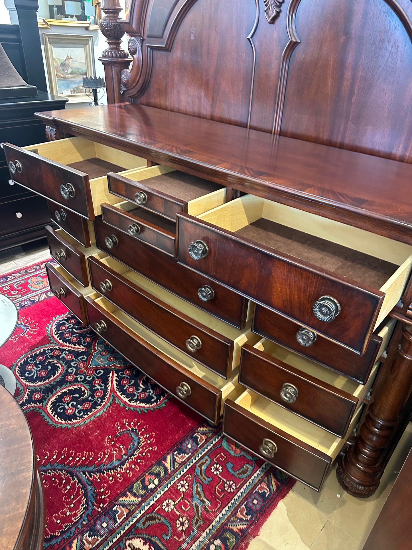 Universal Furniture Dresser and Mirror AS IS (0N8004)
