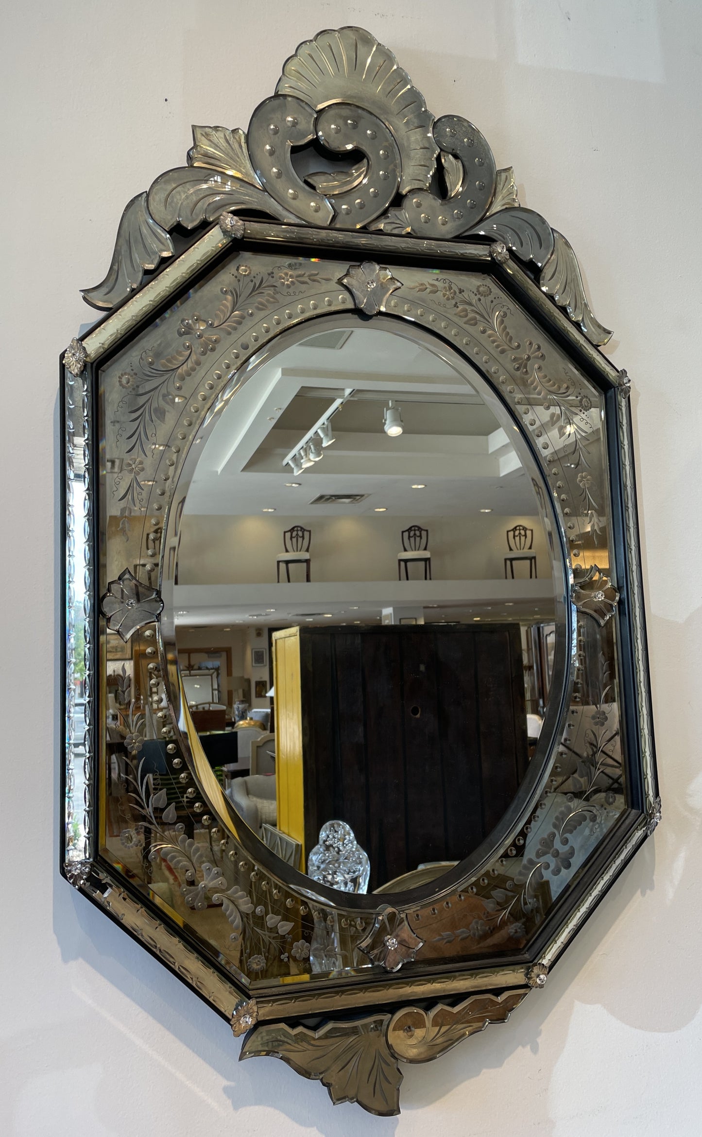 Vintage Venetian Mirror (00Y00N)