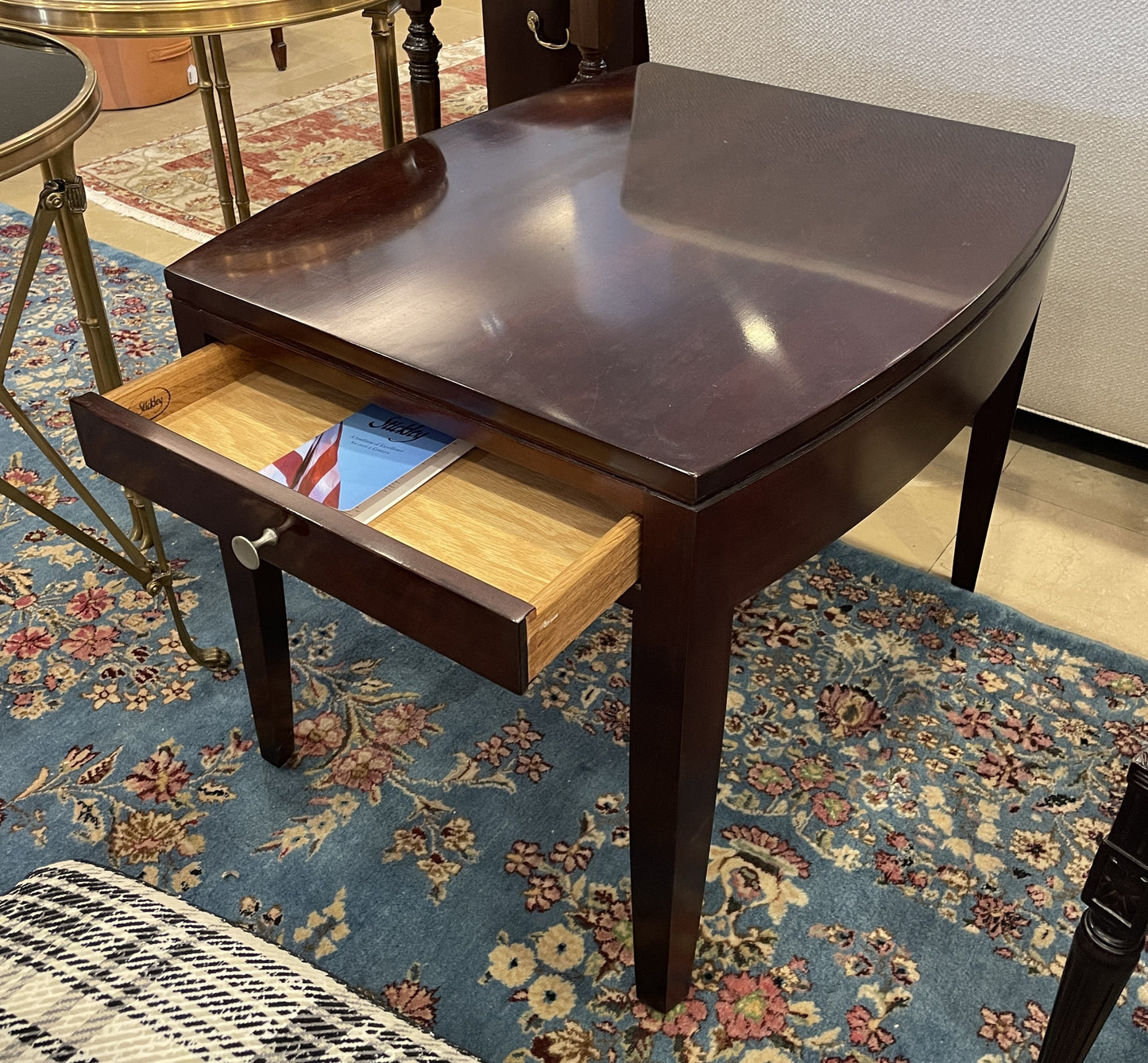 Stickley Metropolitan End Table, AS IS (0OI007)