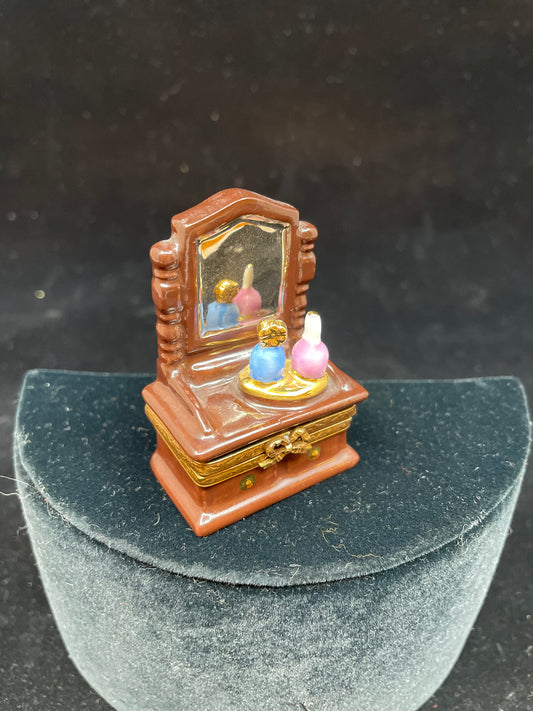Limoges Vanity Trinket Box