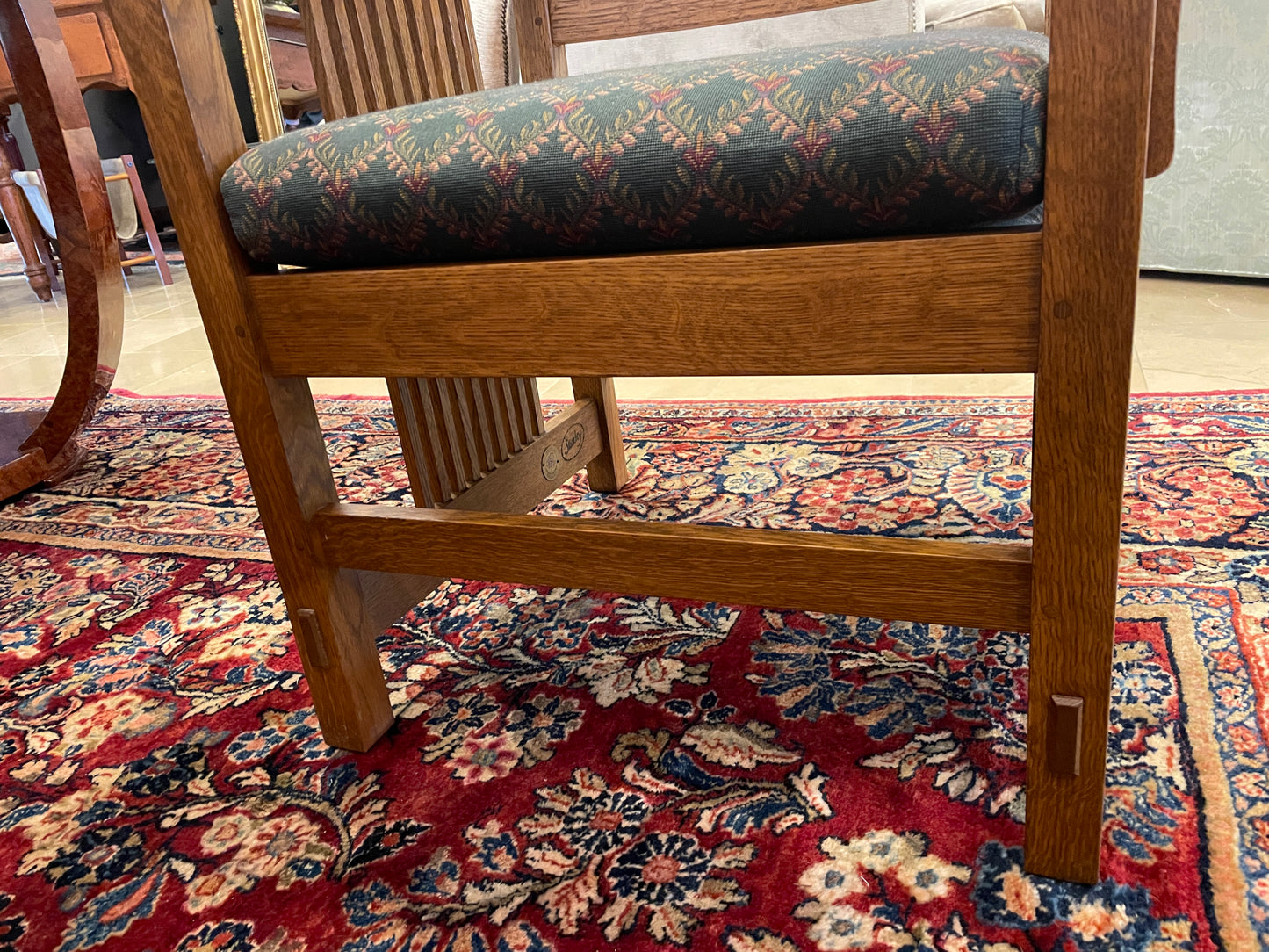 Stickley Mission Trestle Table with 6 Chairs (0OP001)