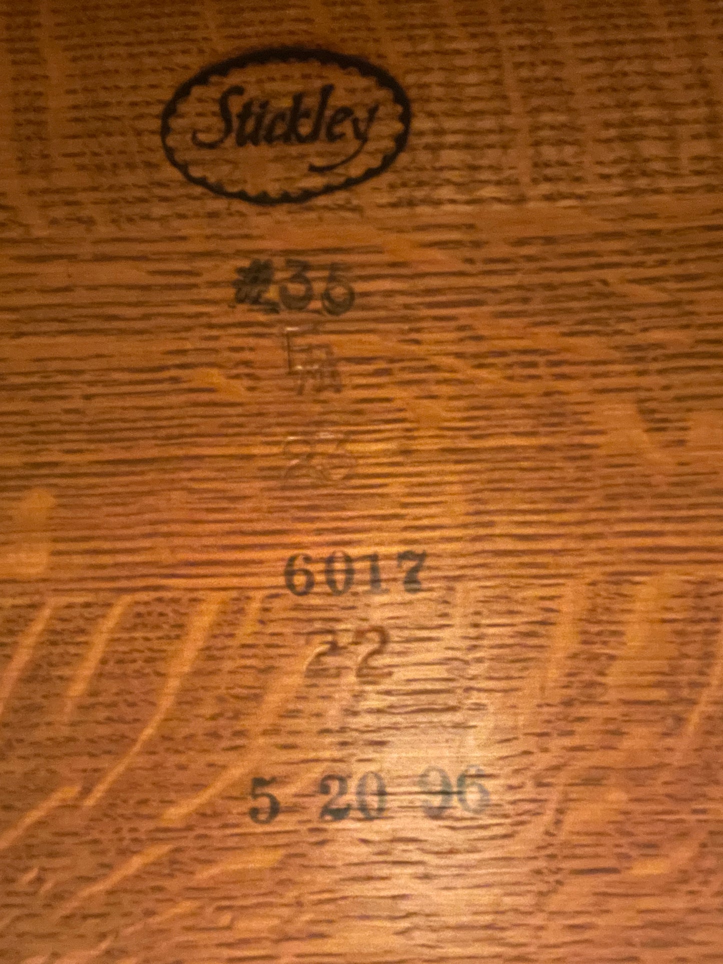 Stickley Mission Trestle Table with 6 Chairs (0OP001)
