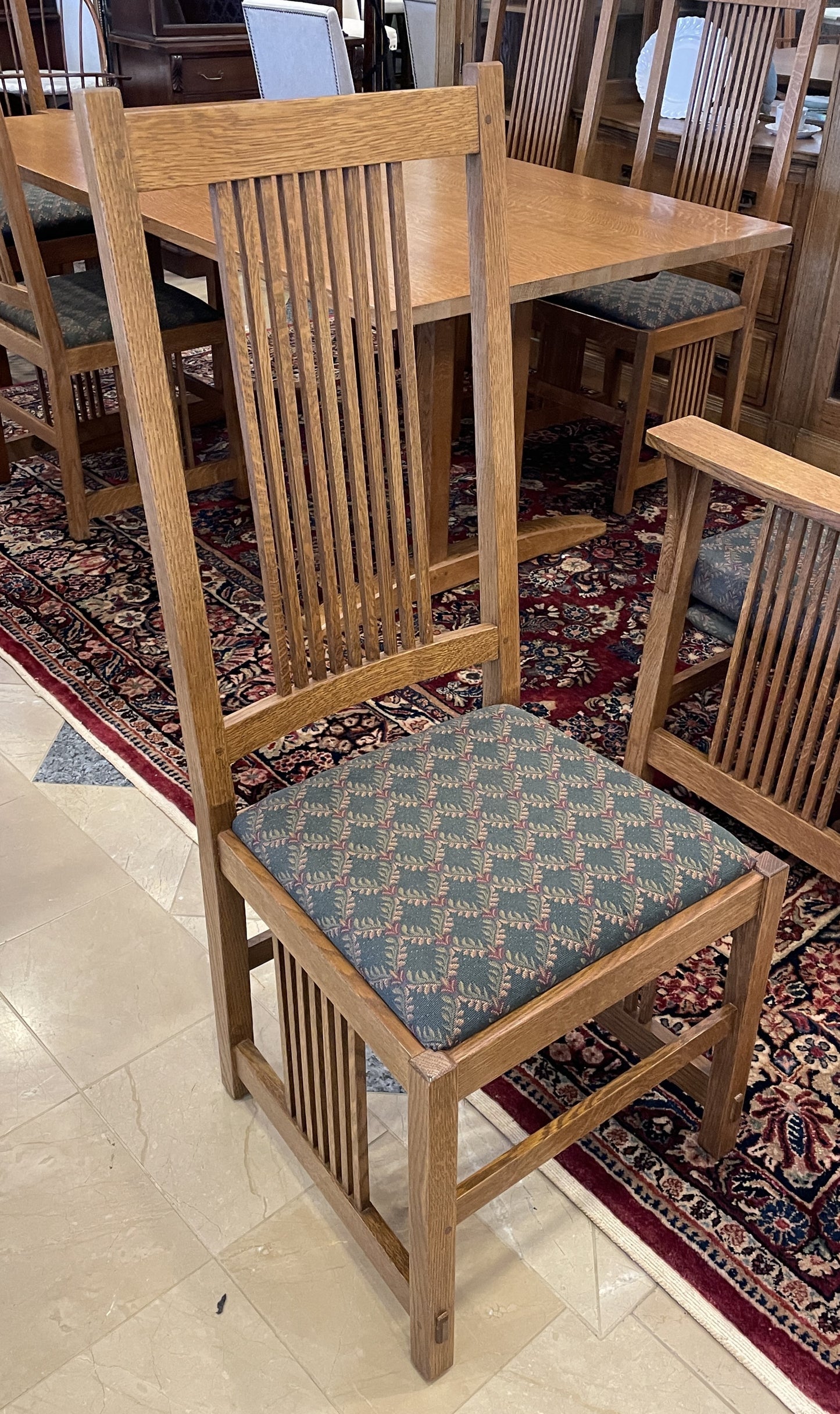 Stickley Mission Trestle Table with 6 Chairs (0OP001)