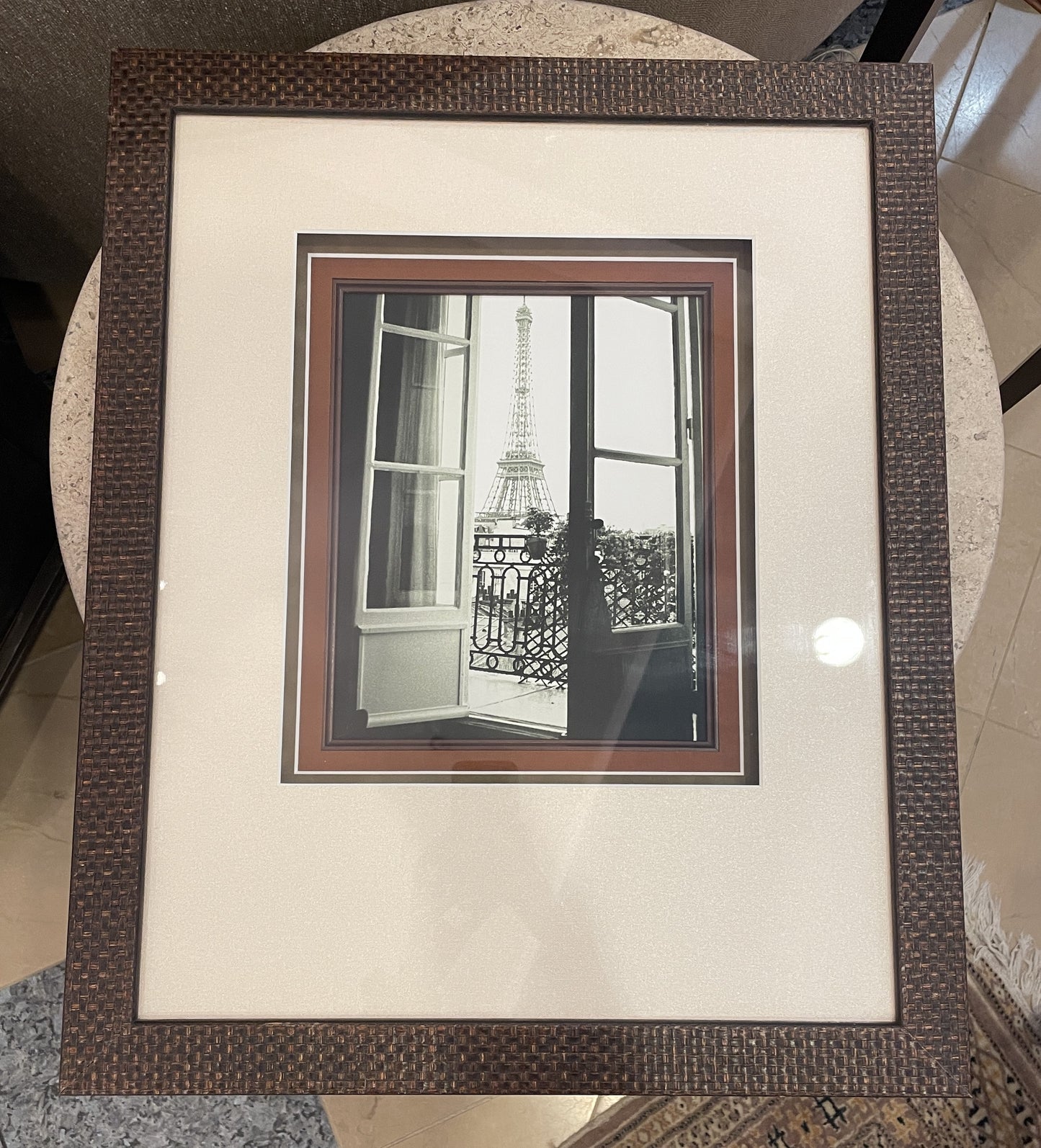 Eiffel Tower Print in Woven Frame (05S00U)