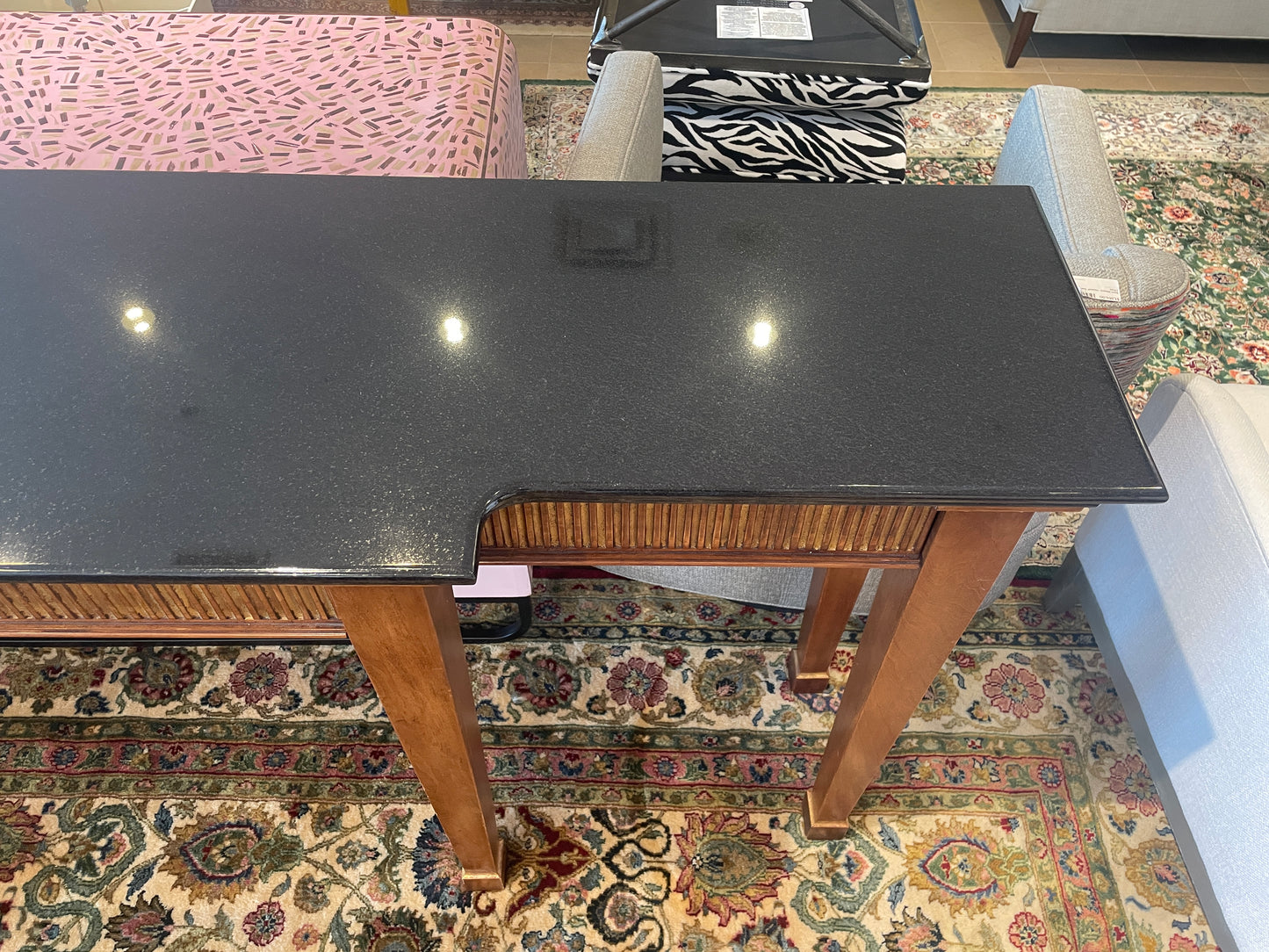 Neoclassical Console Table with Marble Top and Gilt Detail (00Y00C)