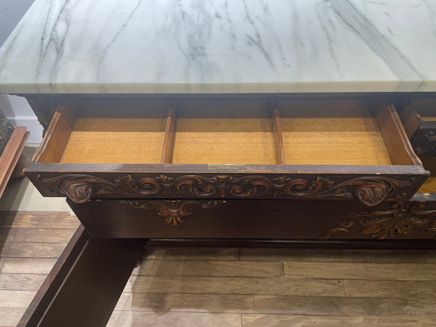 Antique Renaissance Revival Carved Buffet with Marble Top (00Y00J)
