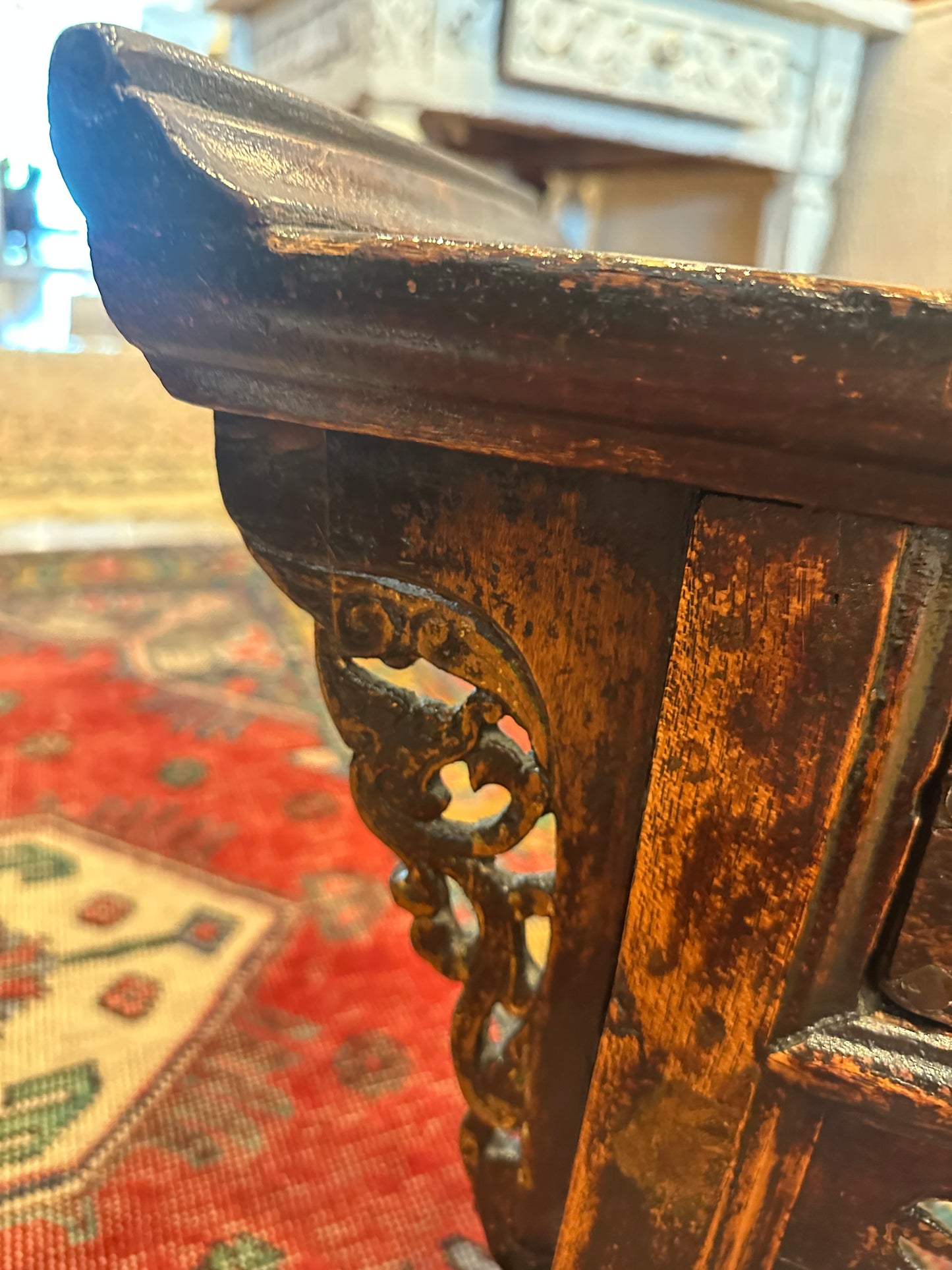 Antique Chinese Altar Cabinet (0NG00D)
