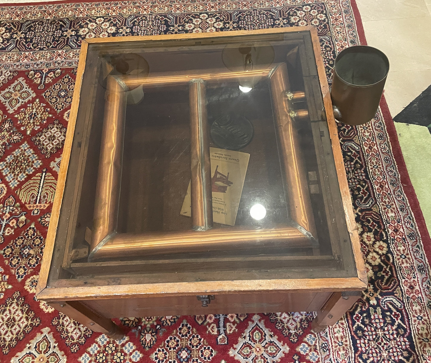 Queen Incubator/Hatchery Table, Circa 1910 (060006)