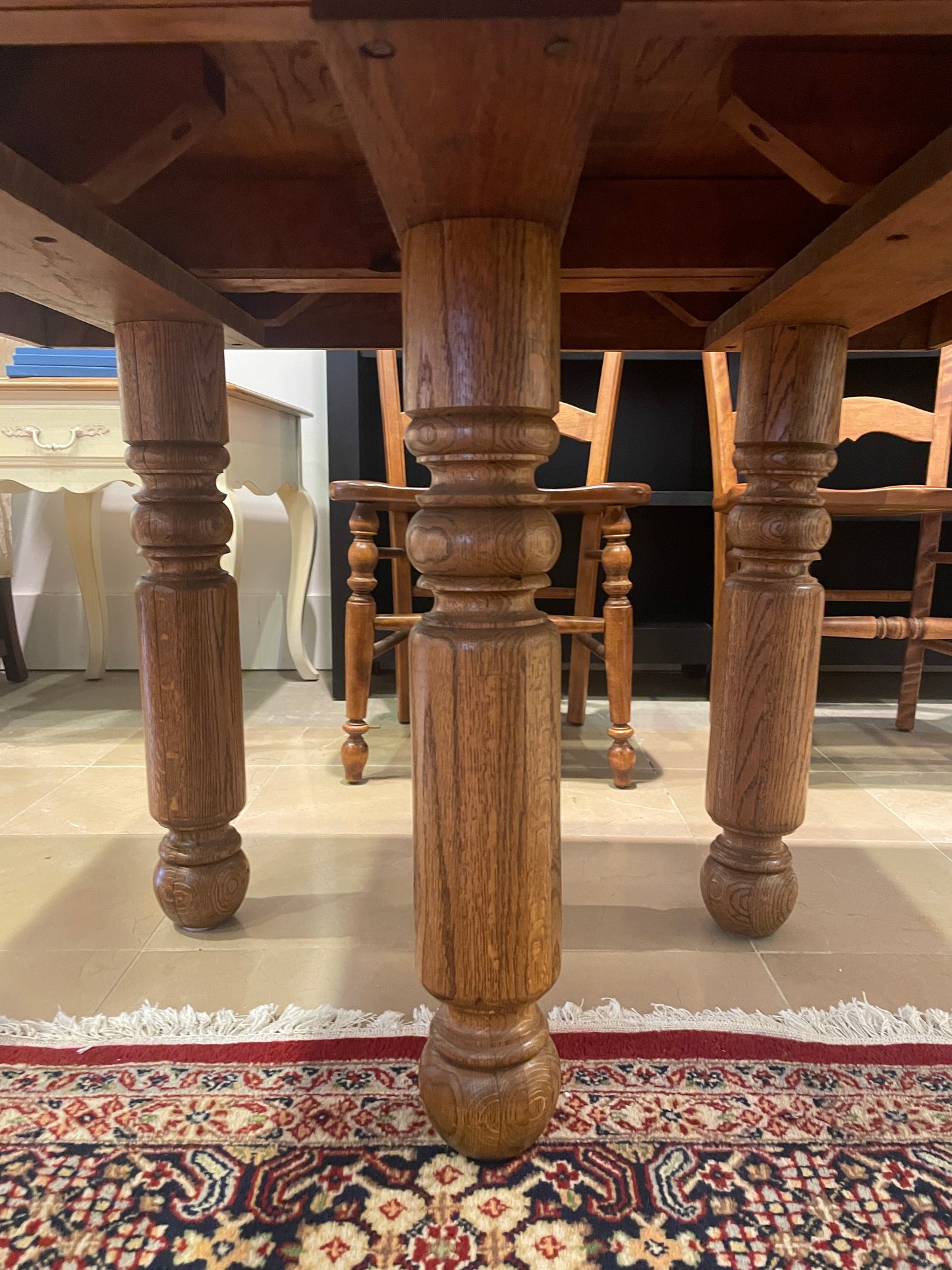 Antique Quarter Sawn Oak Dining Table, 5 leaves (0OS002)
