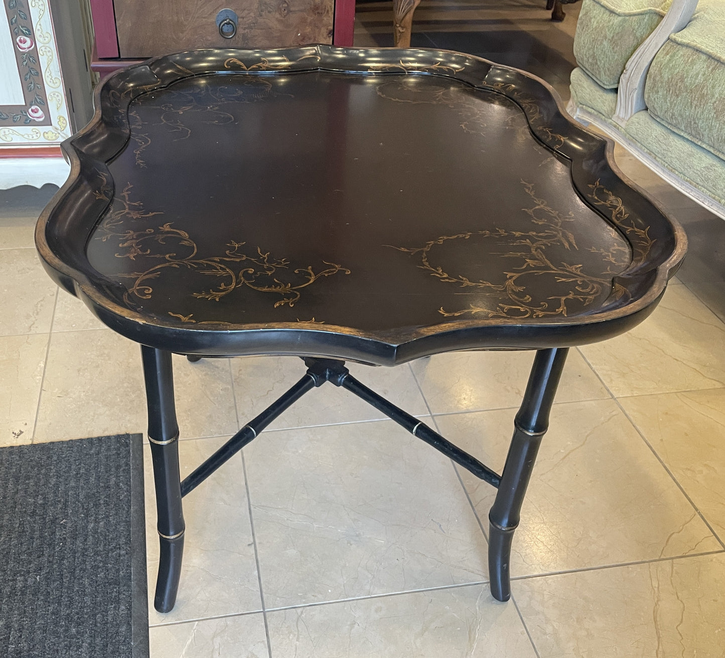 Chinoiserie Tray Table (01401R)
