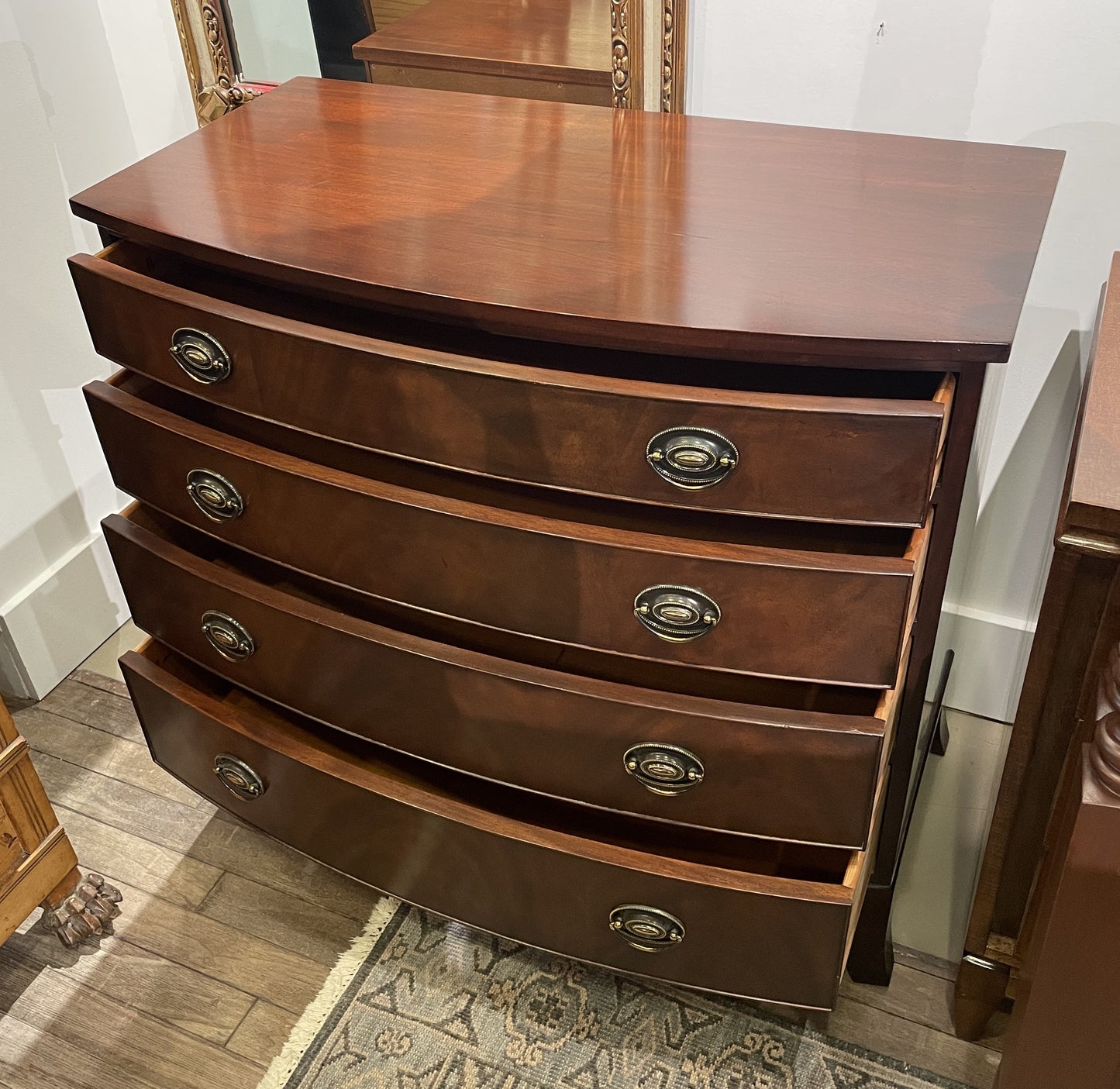 Stickley Mahogany Whitehall Nightstand/Bachelors Chest (05S00P)