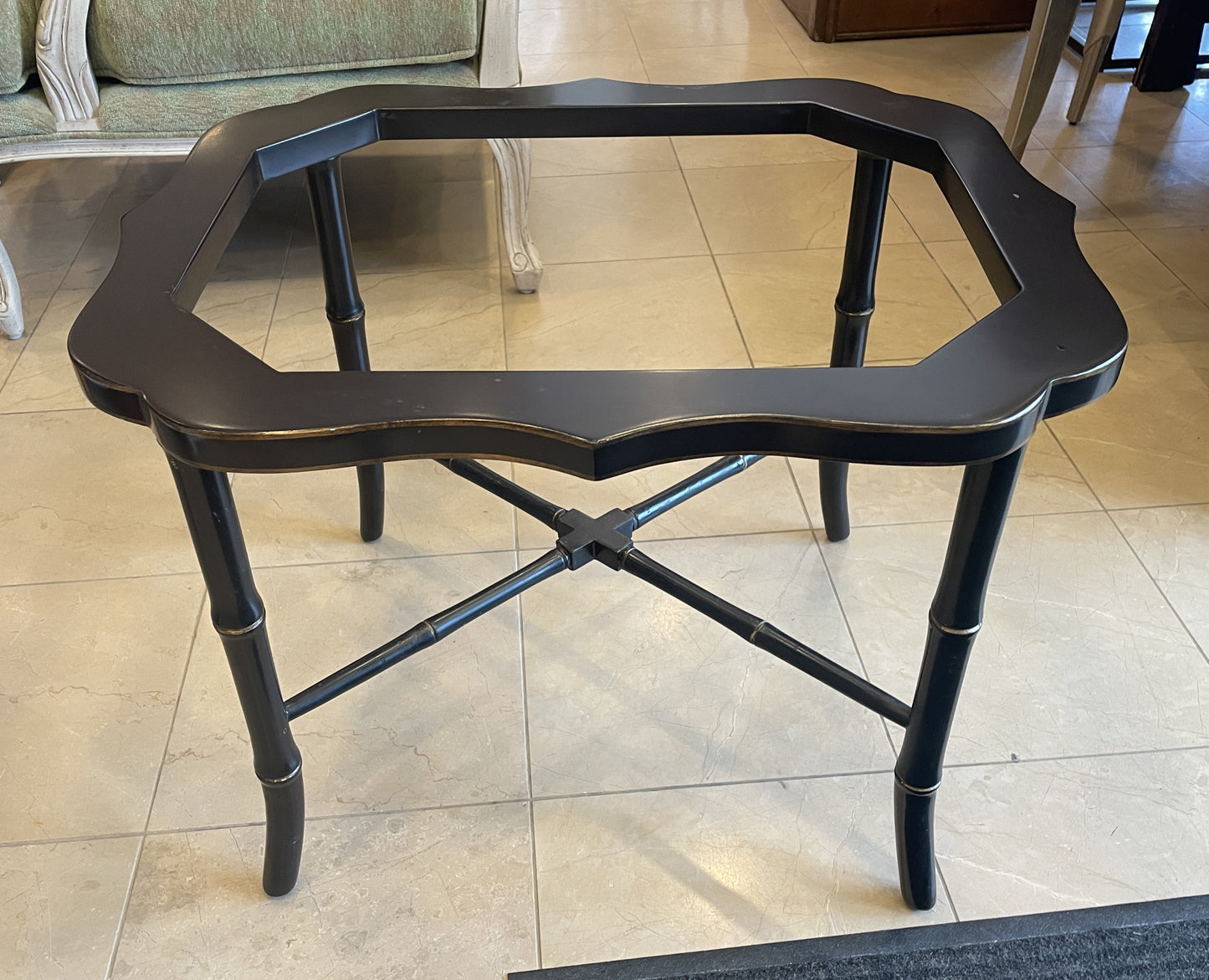 Chinoiserie Tray Table (01401R)