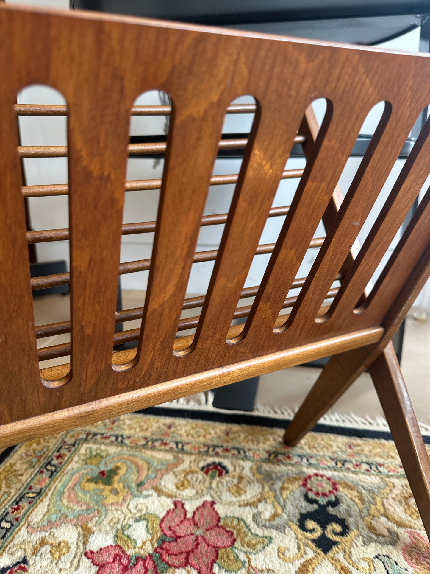 Navco Yugoslovia Folding Teak Magazine Rack (0NG008)