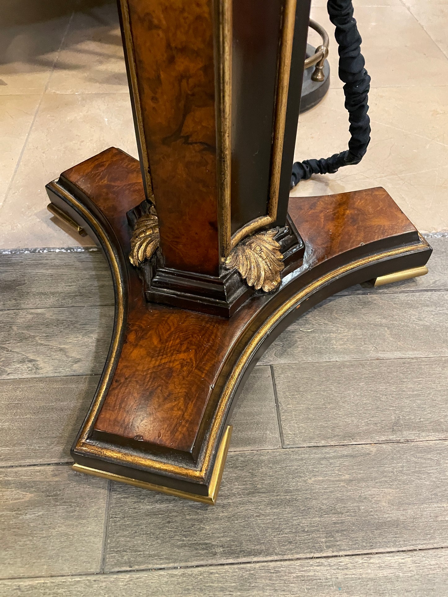 Maitland Smith Burled Wood Regency-style floor lamp (05S00Z)