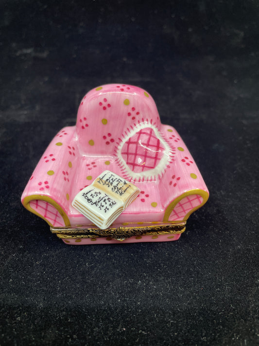 Limoges Pink Easy Chair (030025)