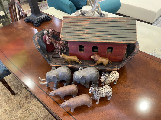 Wolf Creek Folk Art Noah's Ark (012004)