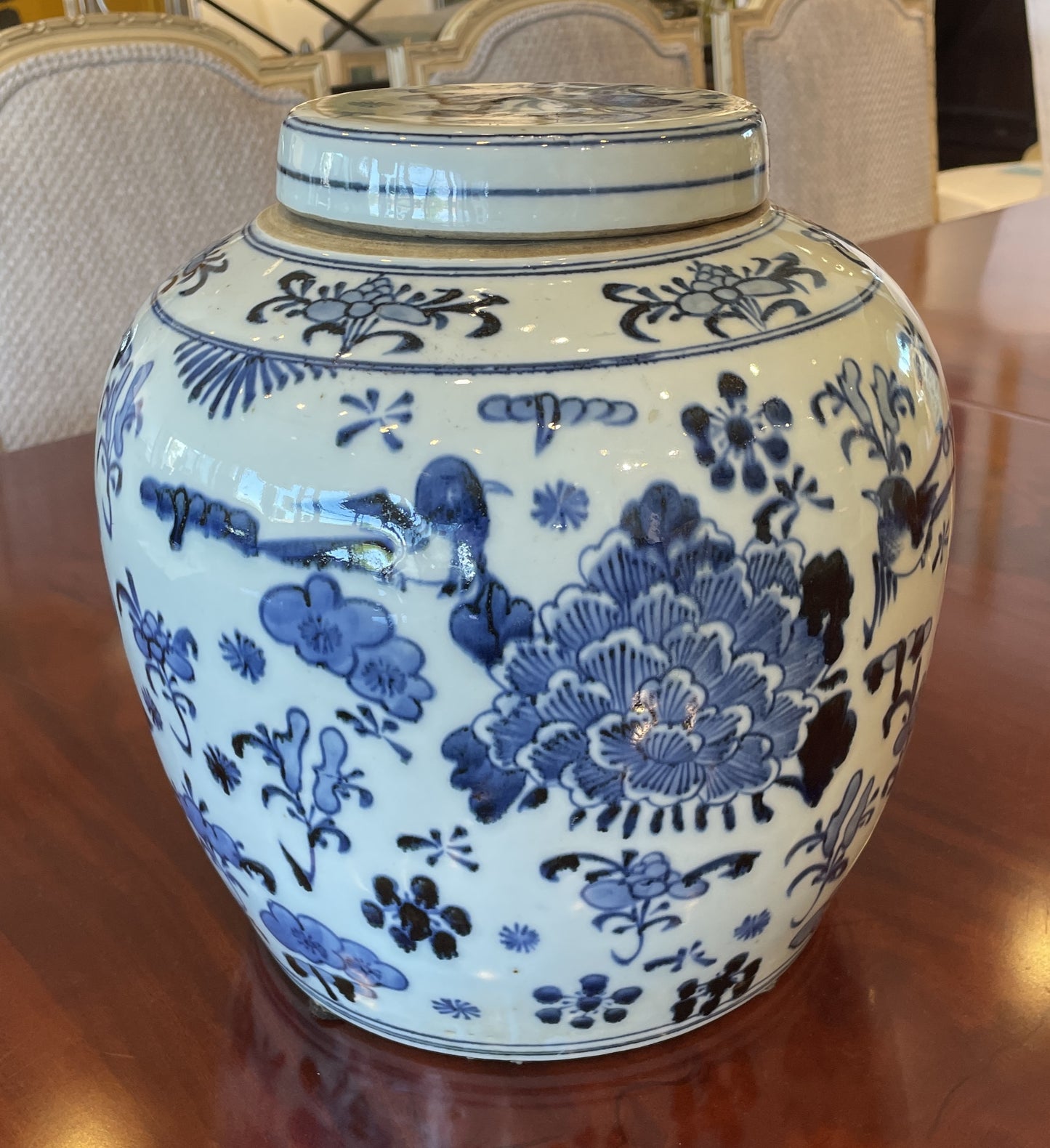 Blue and White Ginger Jar with Swallow and Floral tapestry, a pair (0OT00J)