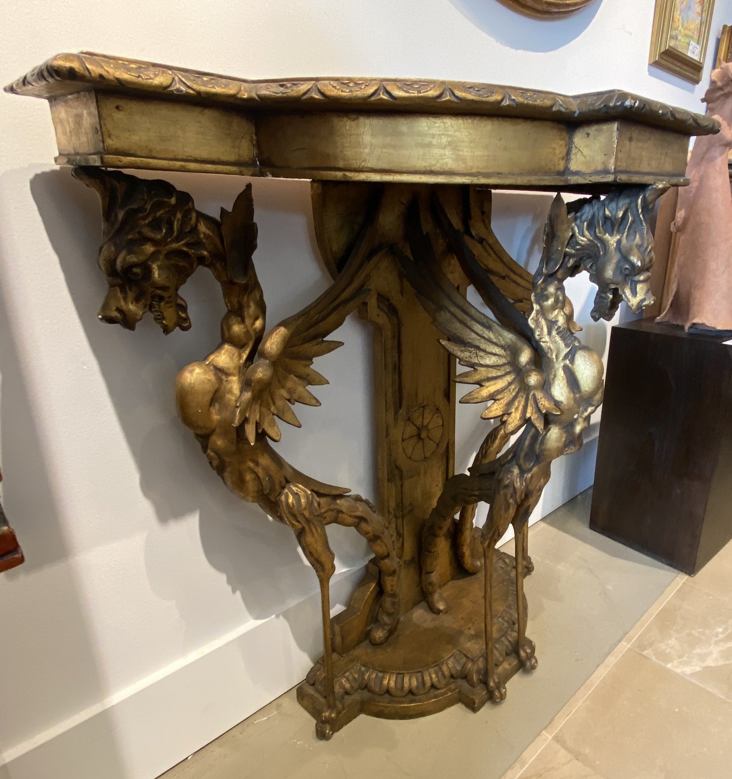 Gilt Dragon Demilune Table (KJQ91P)
