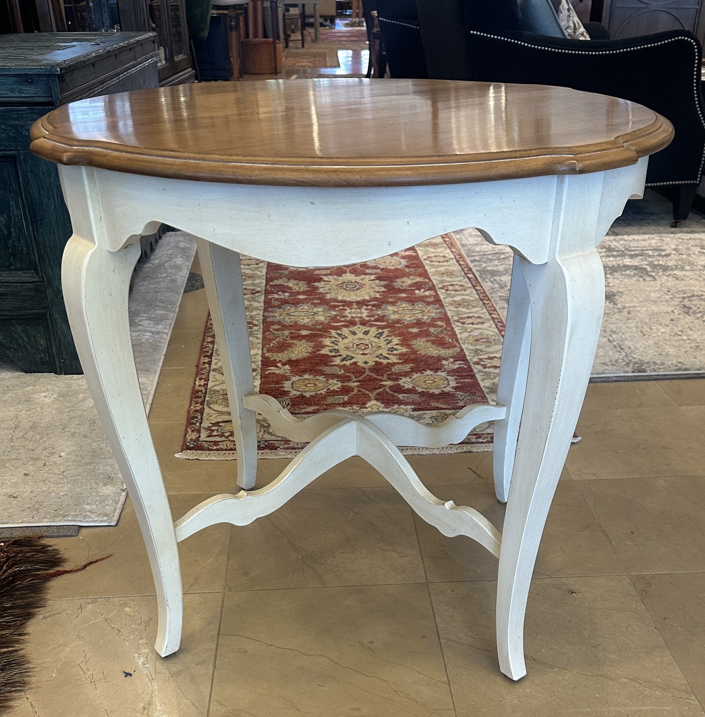 Ethan Allen Two Tone Round End Table (0NO002)