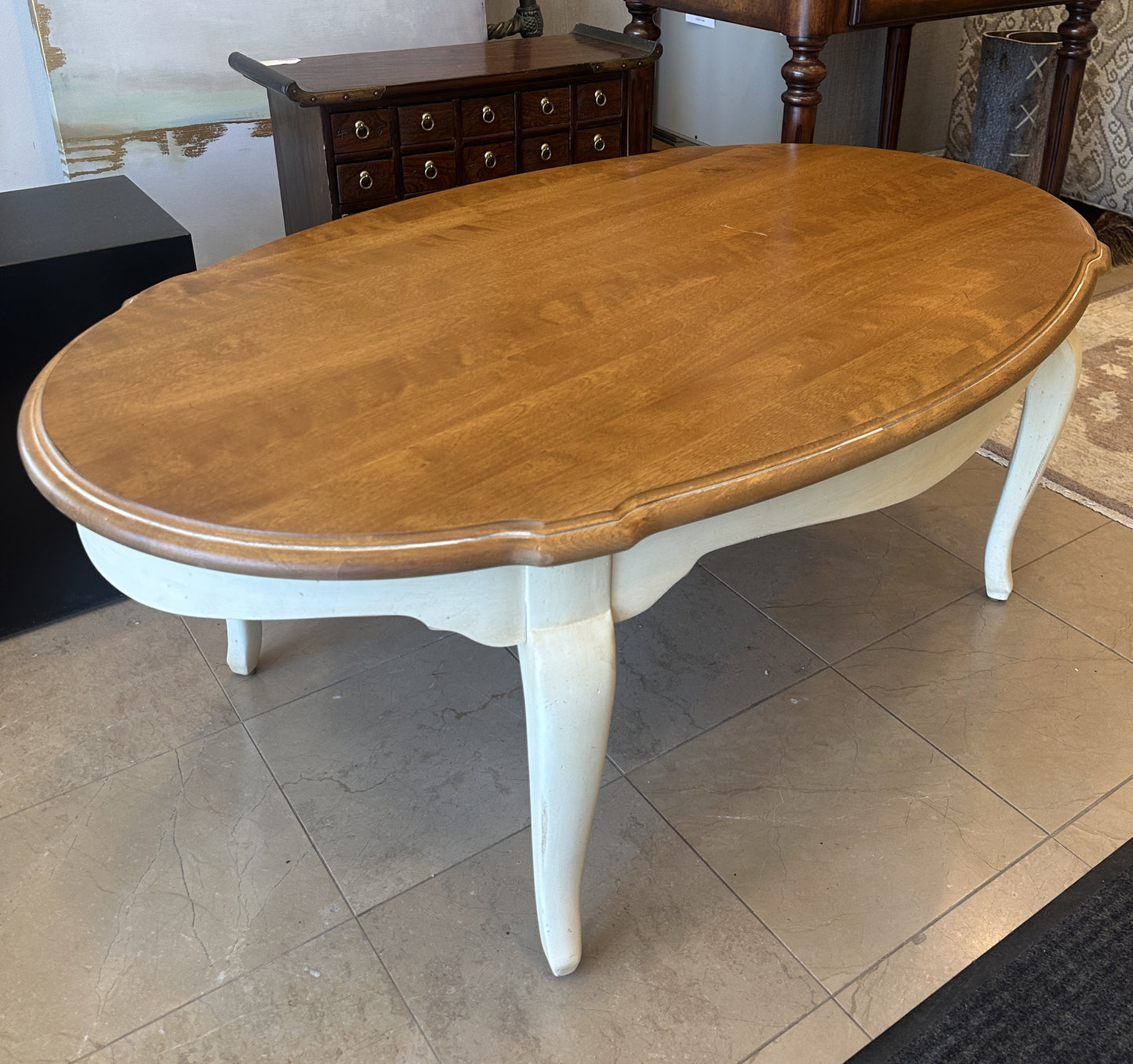 Ethan Allen Two Tone Coffee Table (0NO004)
