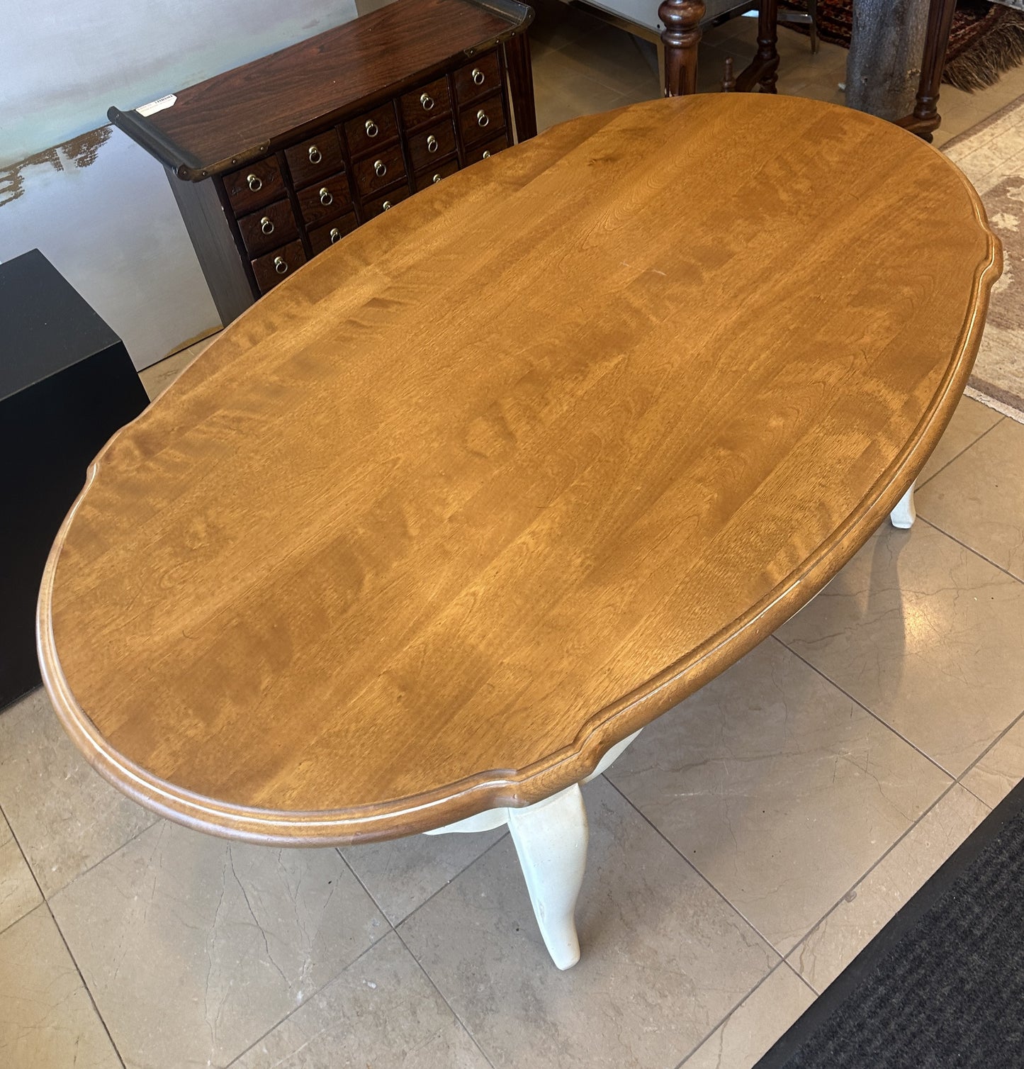 Ethan Allen Two Tone Coffee Table (0NO004)