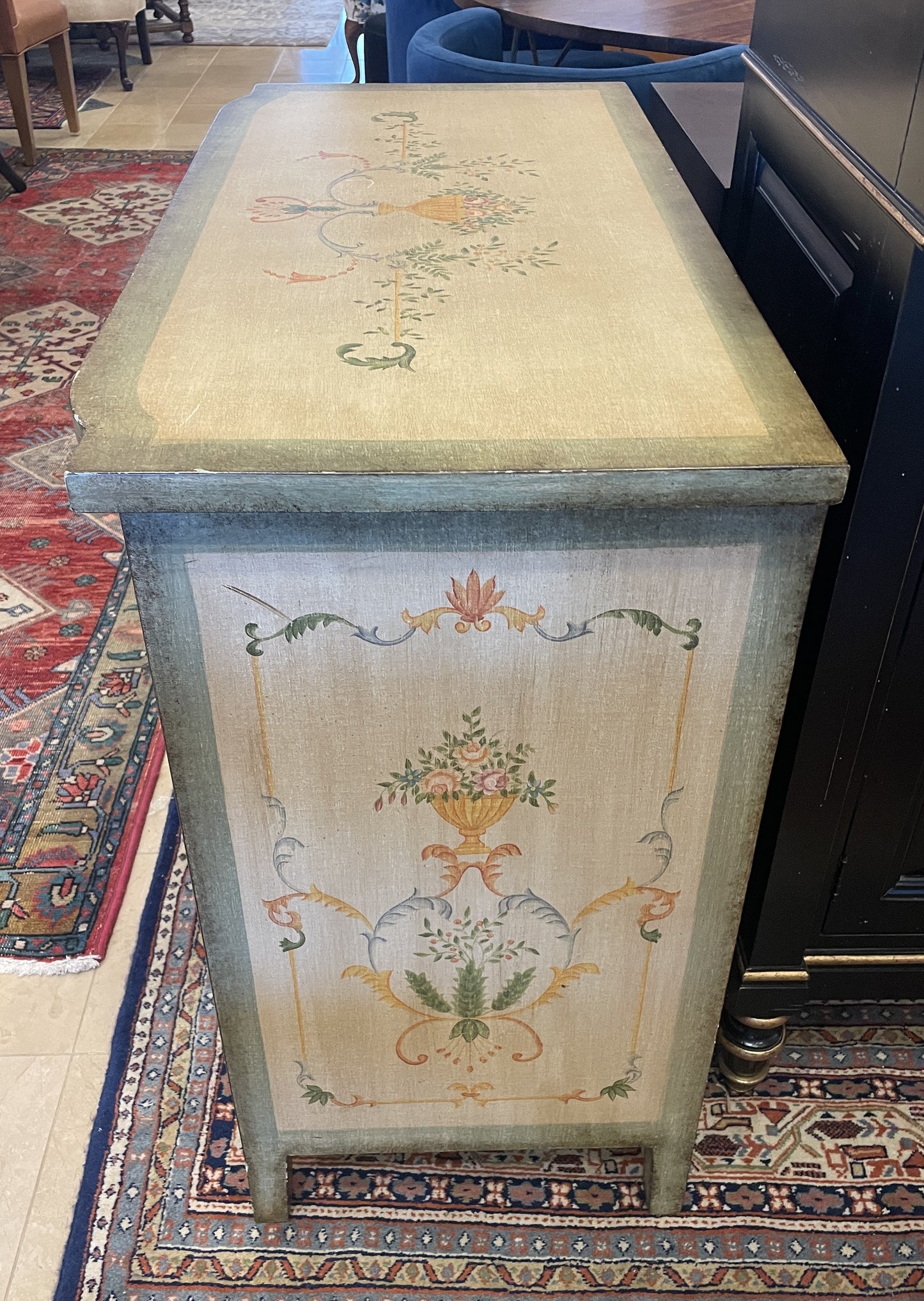 Sarreid Italian Provincial style faux finished chest (0HE009)
