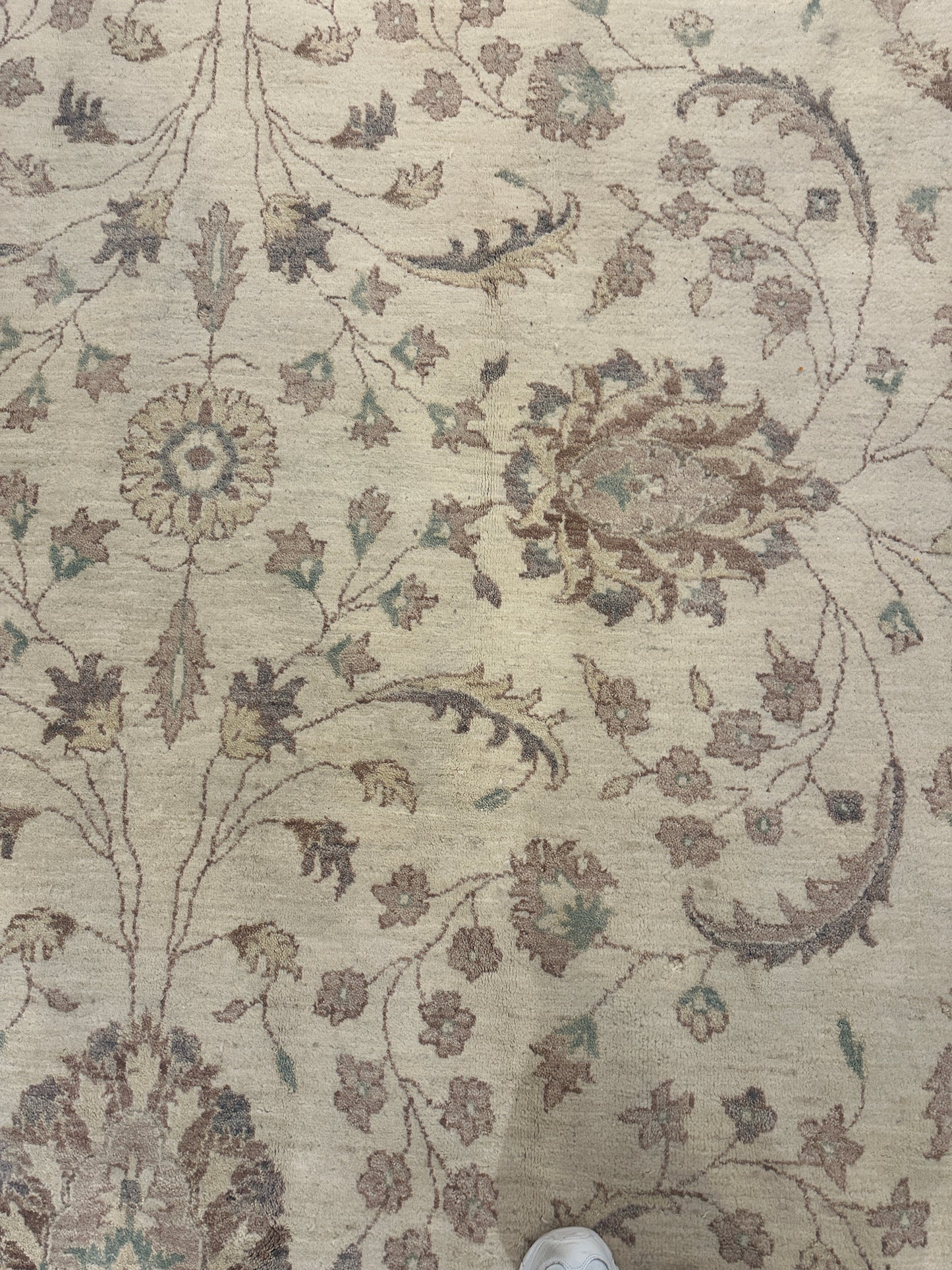 Hand Knotted Rug in pastels and cream, 10x14 (0N100F)
