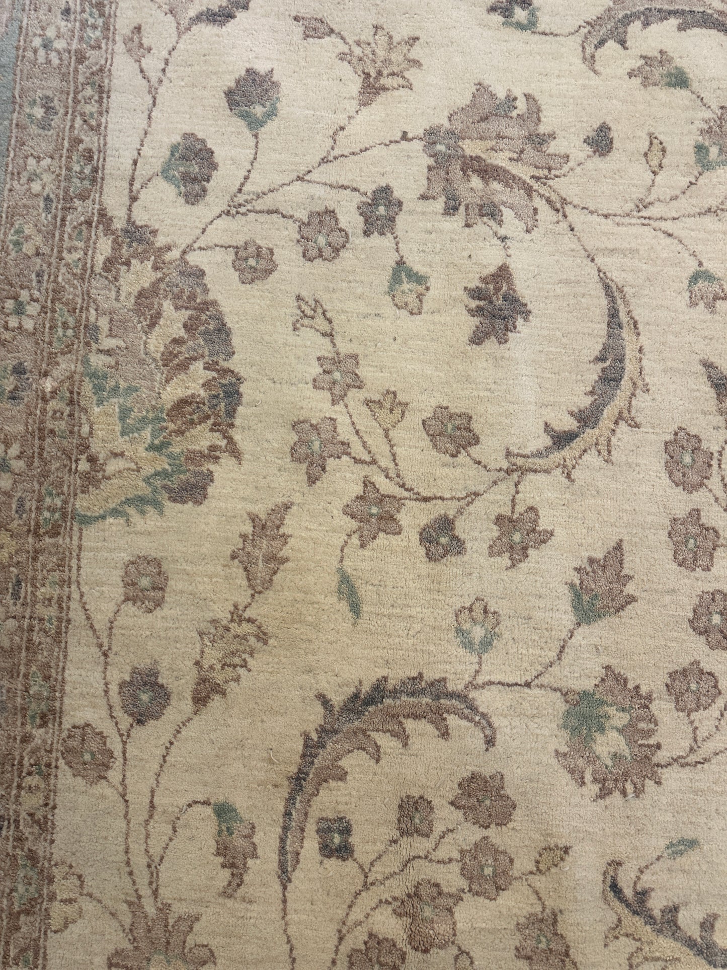 Hand Knotted Rug in pastels and cream, 10x14 (0N100F)