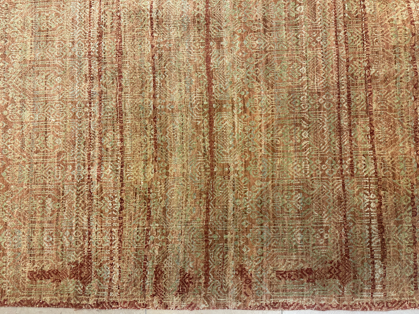 Oscar Isberian Hand Knotted Indian Rug (Approx. 14'4x9'9) (0N6001)