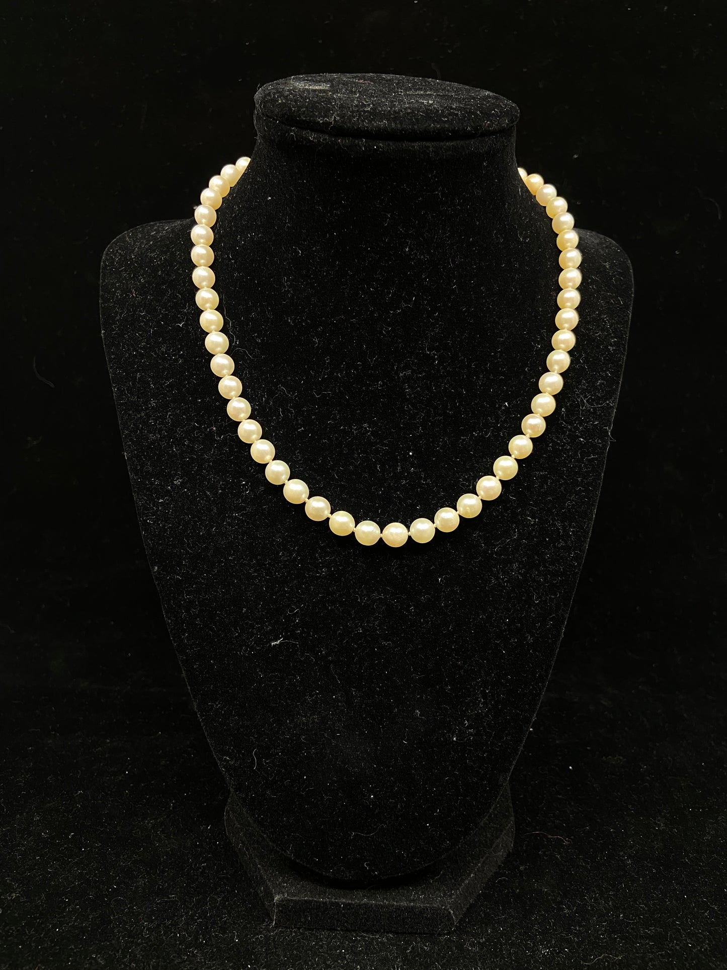 Simple Pearl Necklace (20797)