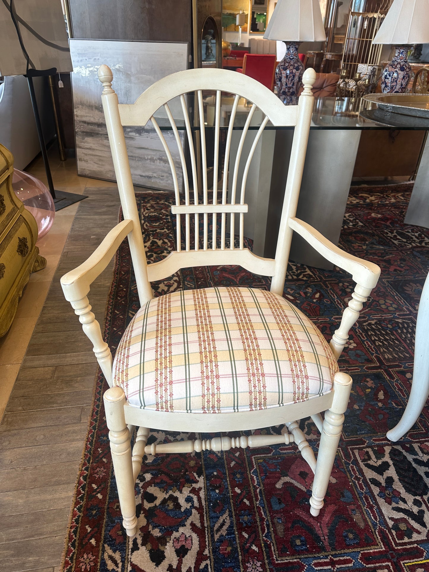 Ethan Allen Dining table with 6 Wheatback Chairs, a set AS IS (0NO001)