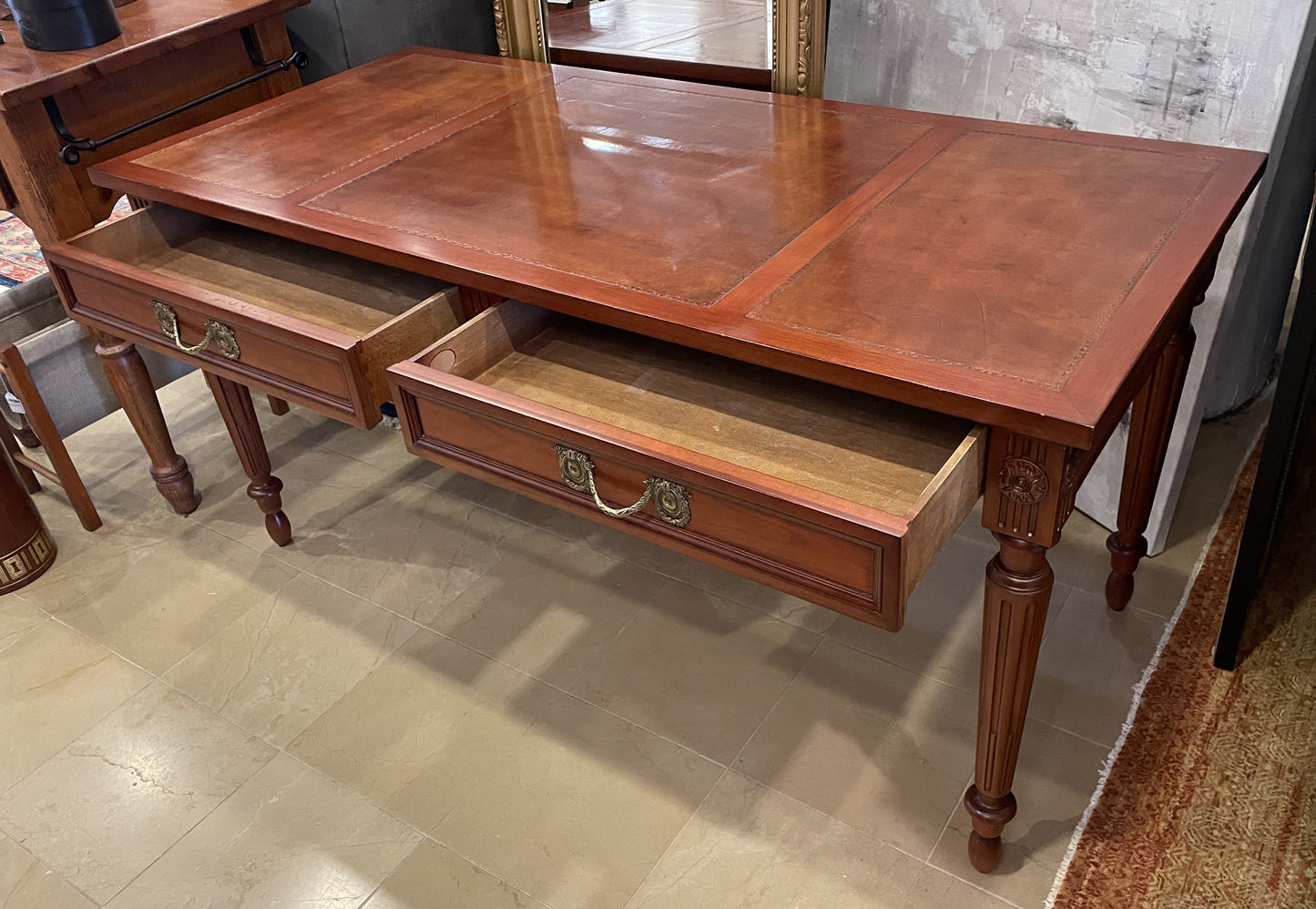 Baker Writing Desk with Leather Top (0OU001)