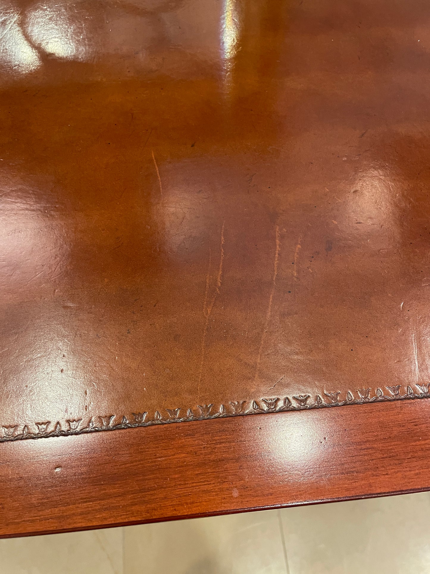 Baker Writing Desk with Leather Top (0OU001)