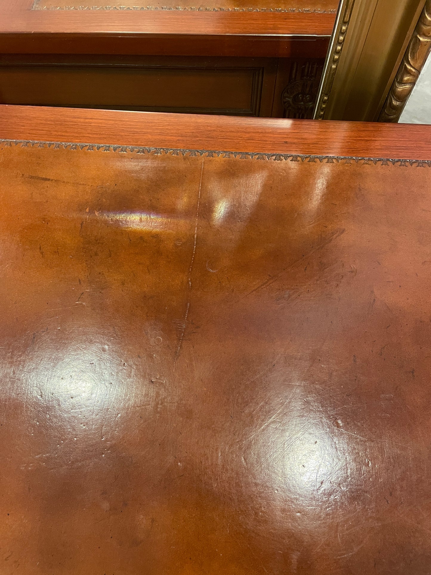 Baker Writing Desk with Leather Top (0OU001)
