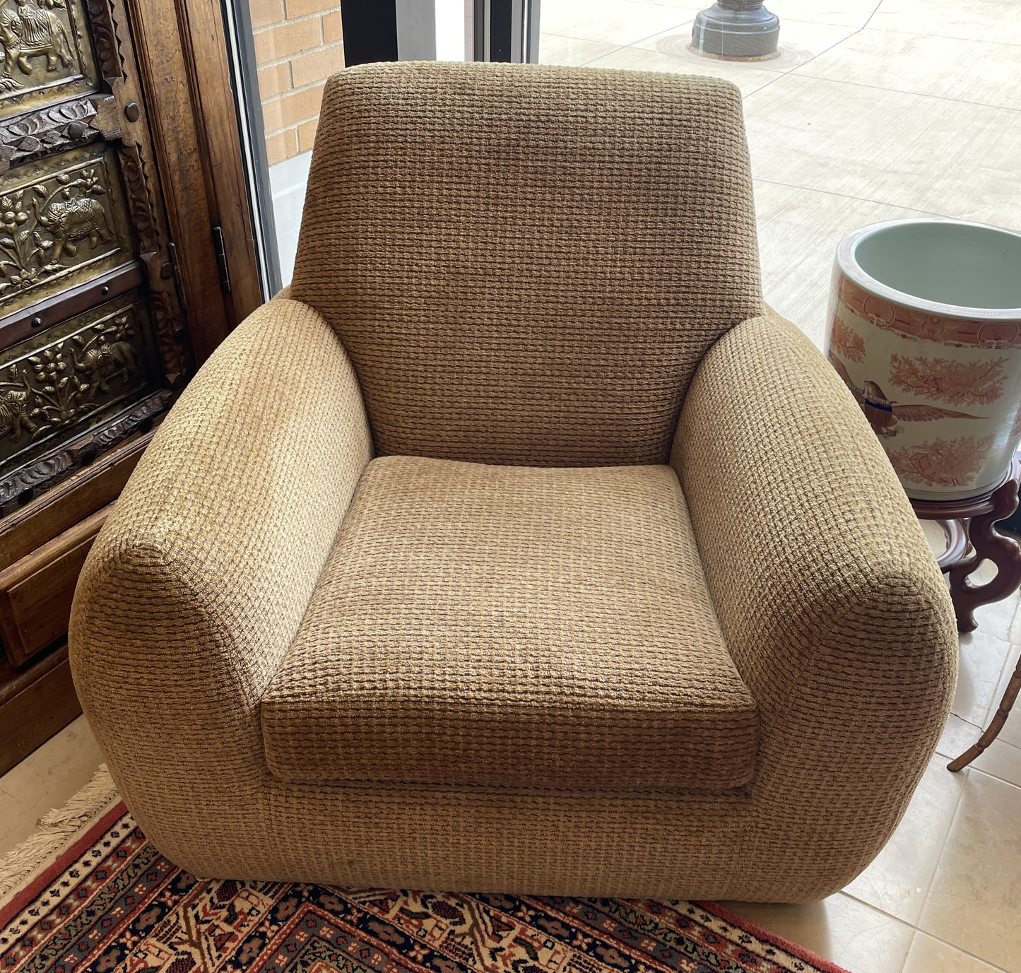 Dakota Jackson Ke-Zu Club Chair (Three available 0OU005 0OU006 0OU007)