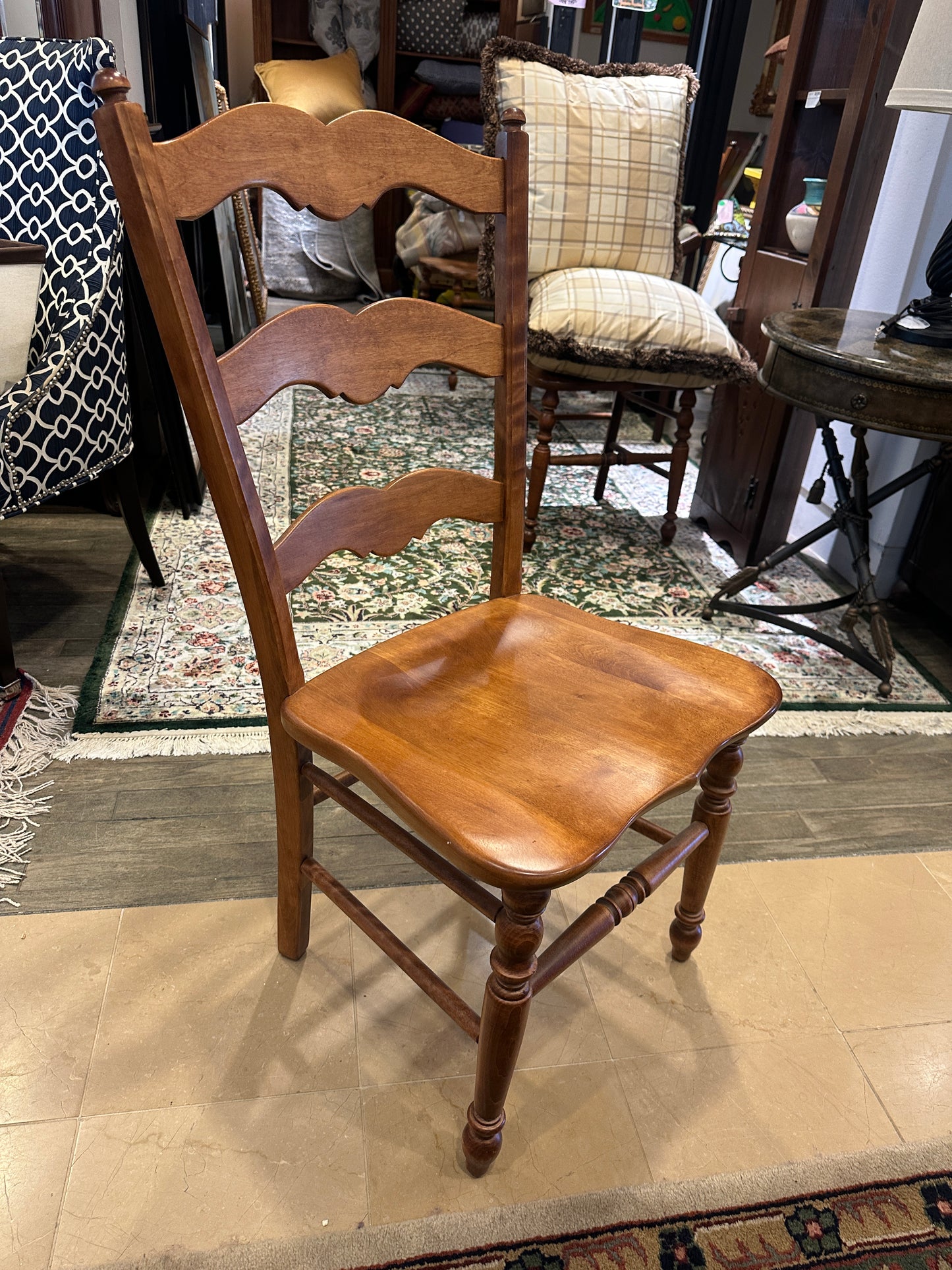 4 Nichols and Stone Maple Dining Chairs, a set, AS IS (0NM001)