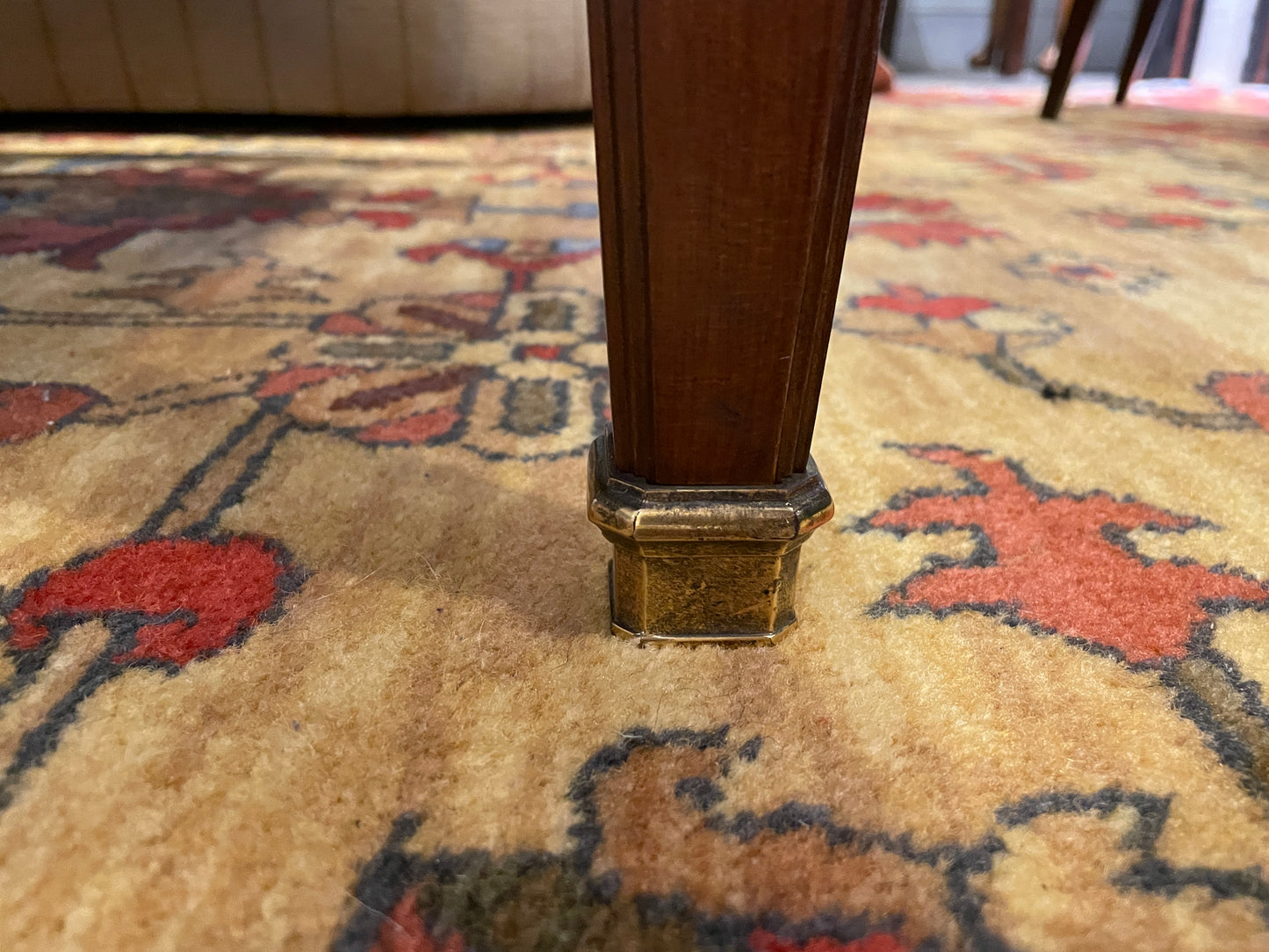 Baker Coffee Table with Fretwork (0OU00D)