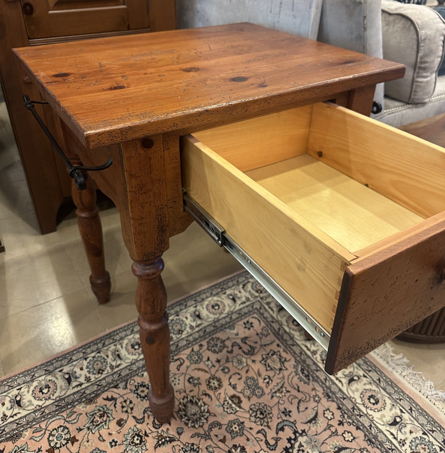 Butcher Block with Towel Rack (0C400W)