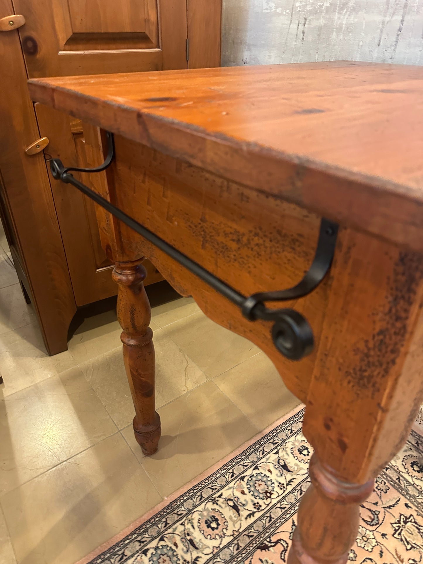 Butcher Block with Towel Rack (0C400W)
