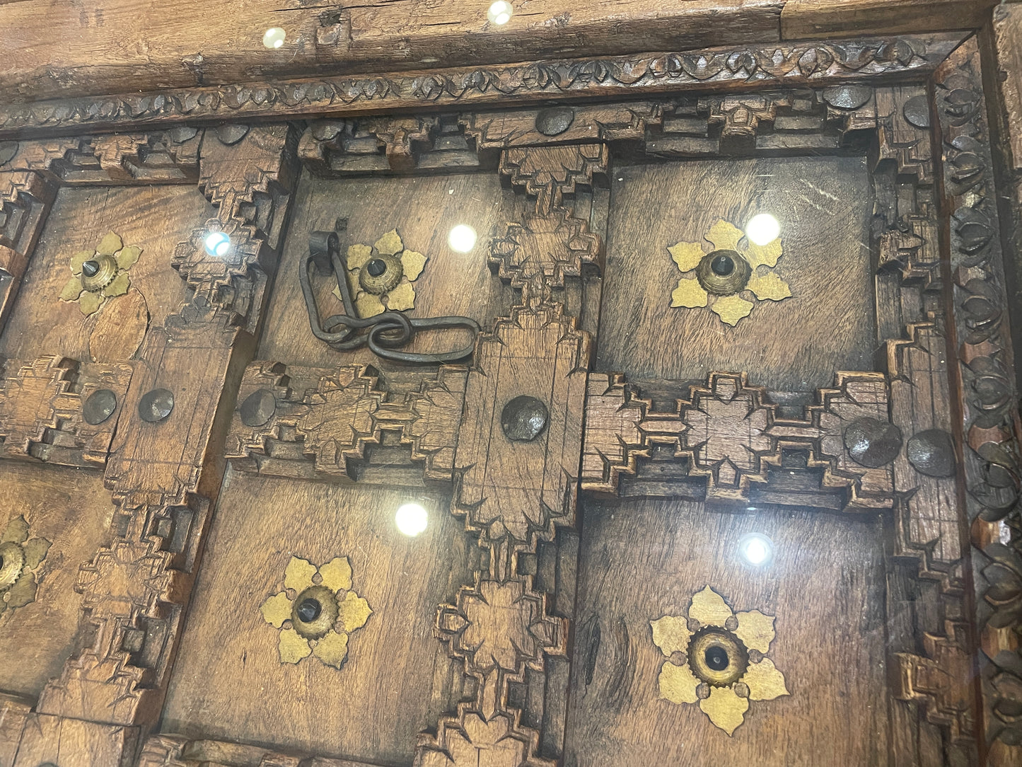 Antique Indian Door Panel Coffee Table (0HI003)