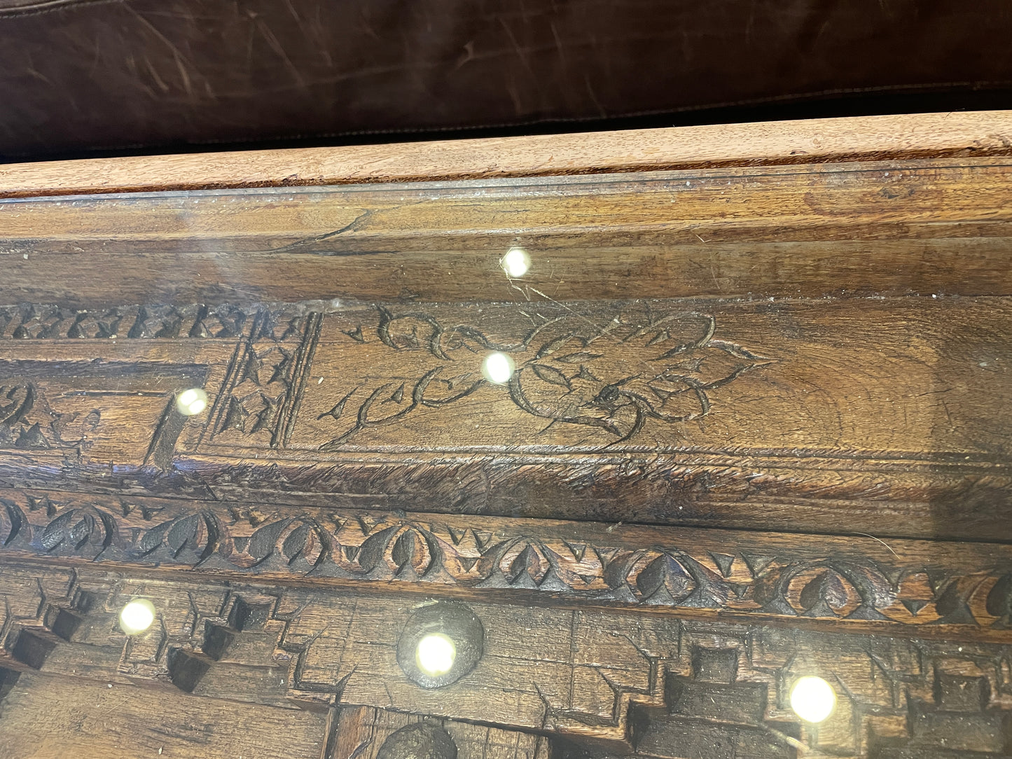 Antique Indian Door Panel Coffee Table (0HI003)