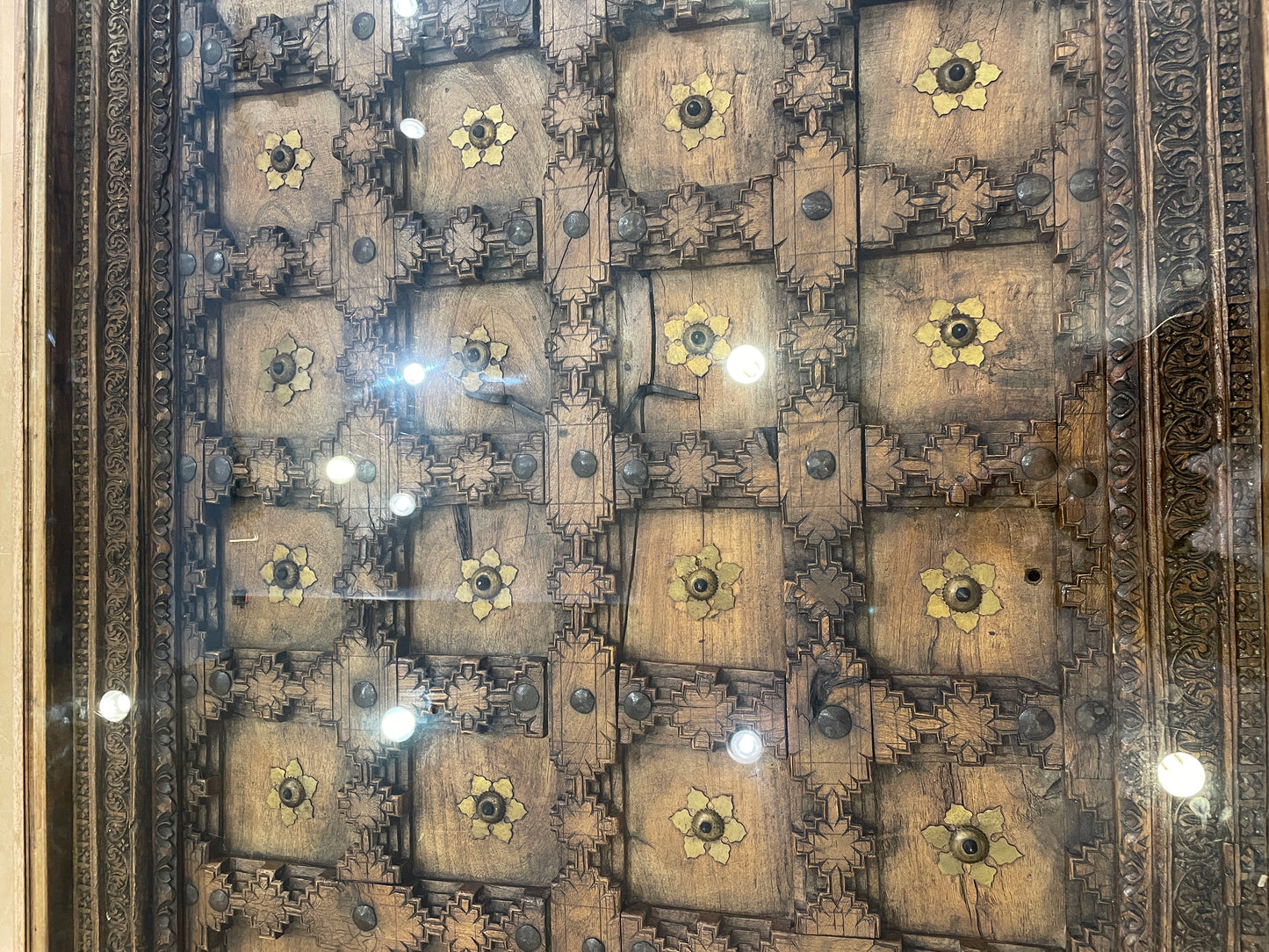 Antique Indian Door Panel Coffee Table (0HI003)
