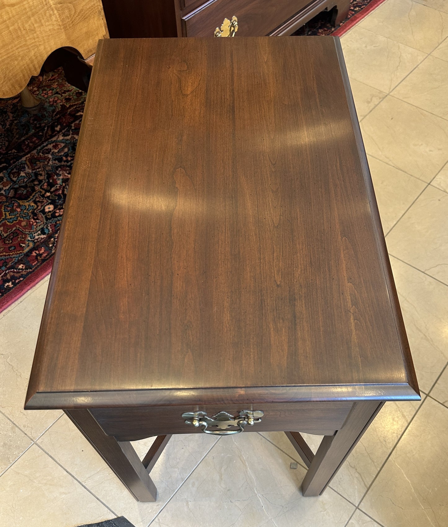Pennsylvania House End Table, Cherry (Two available 0C400Q, 0C400P)