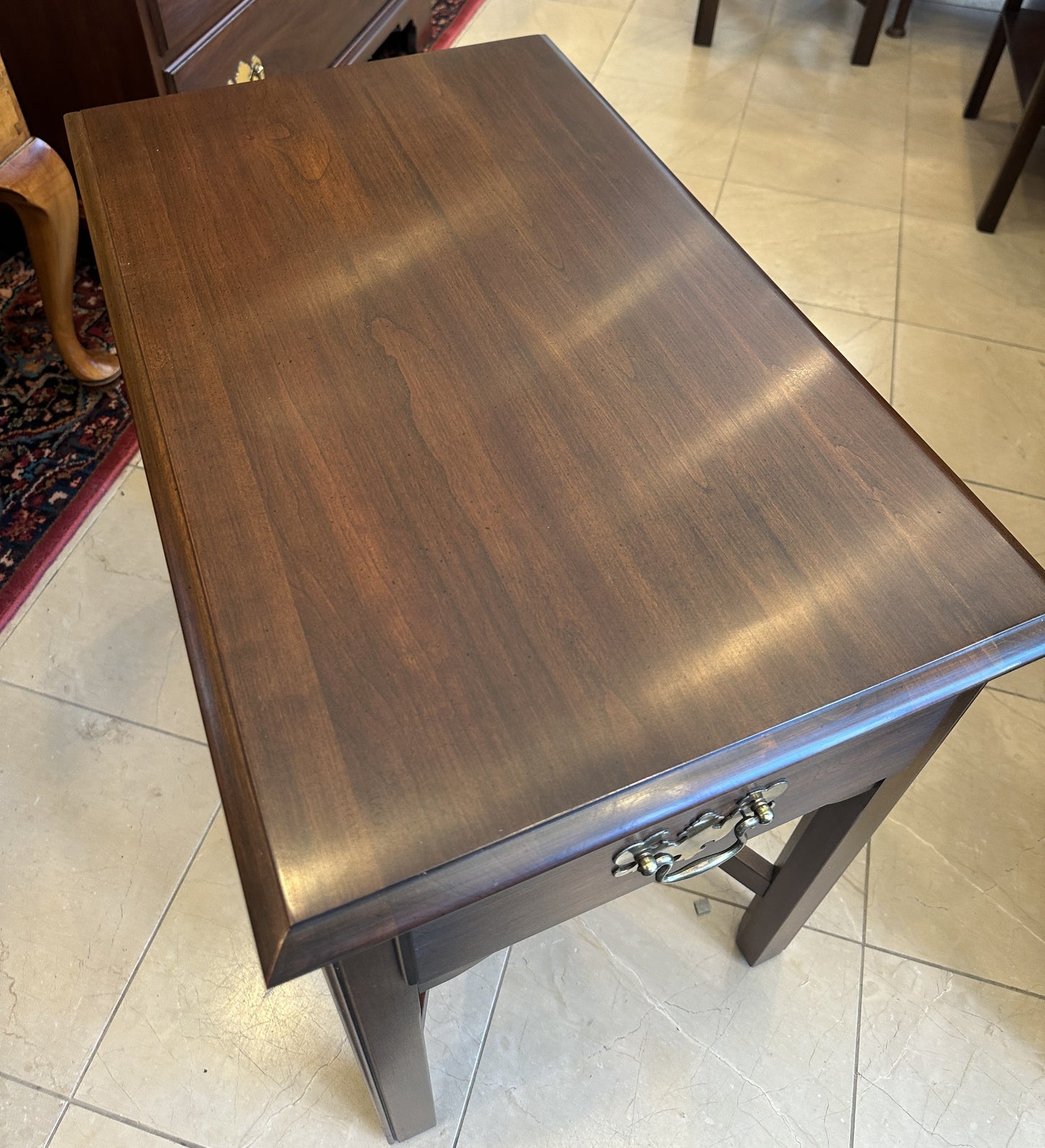 Pennsylvania House End Table, Cherry (Two available 0C400Q, 0C400P)