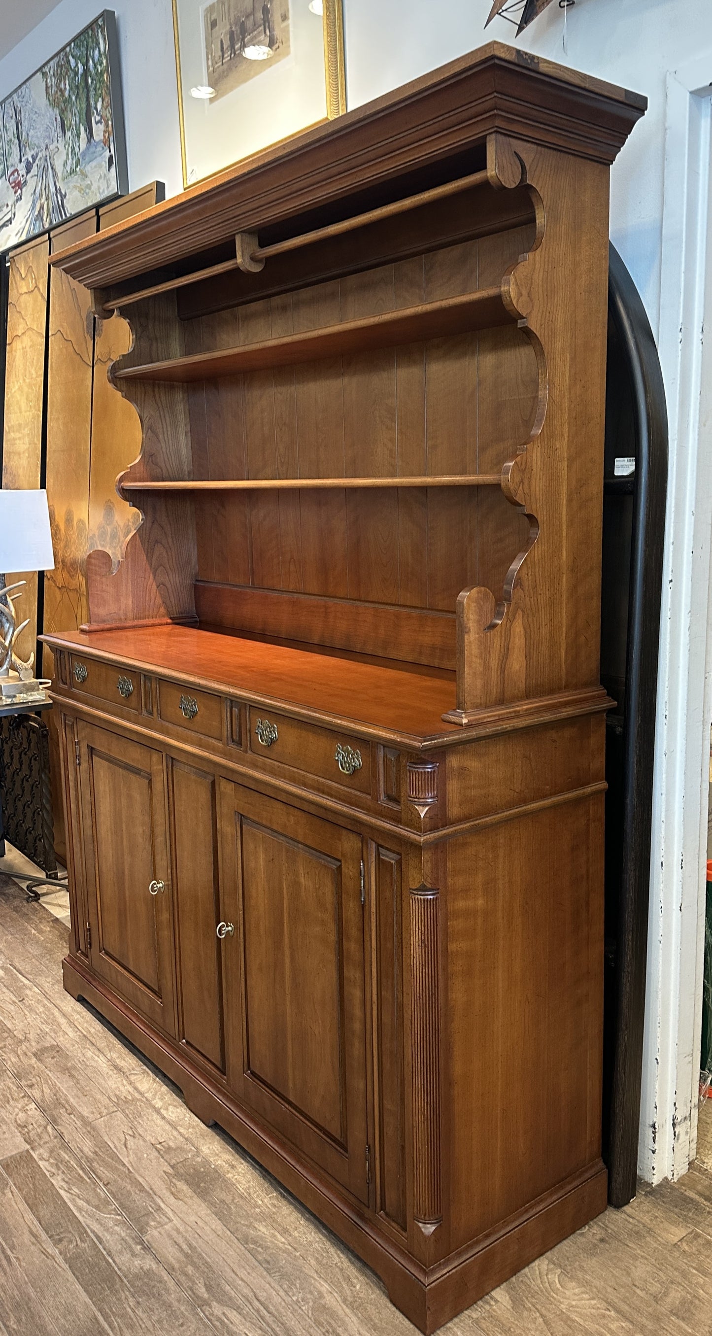 Wright Table Company Welsh Style Cupboard (0C400O)